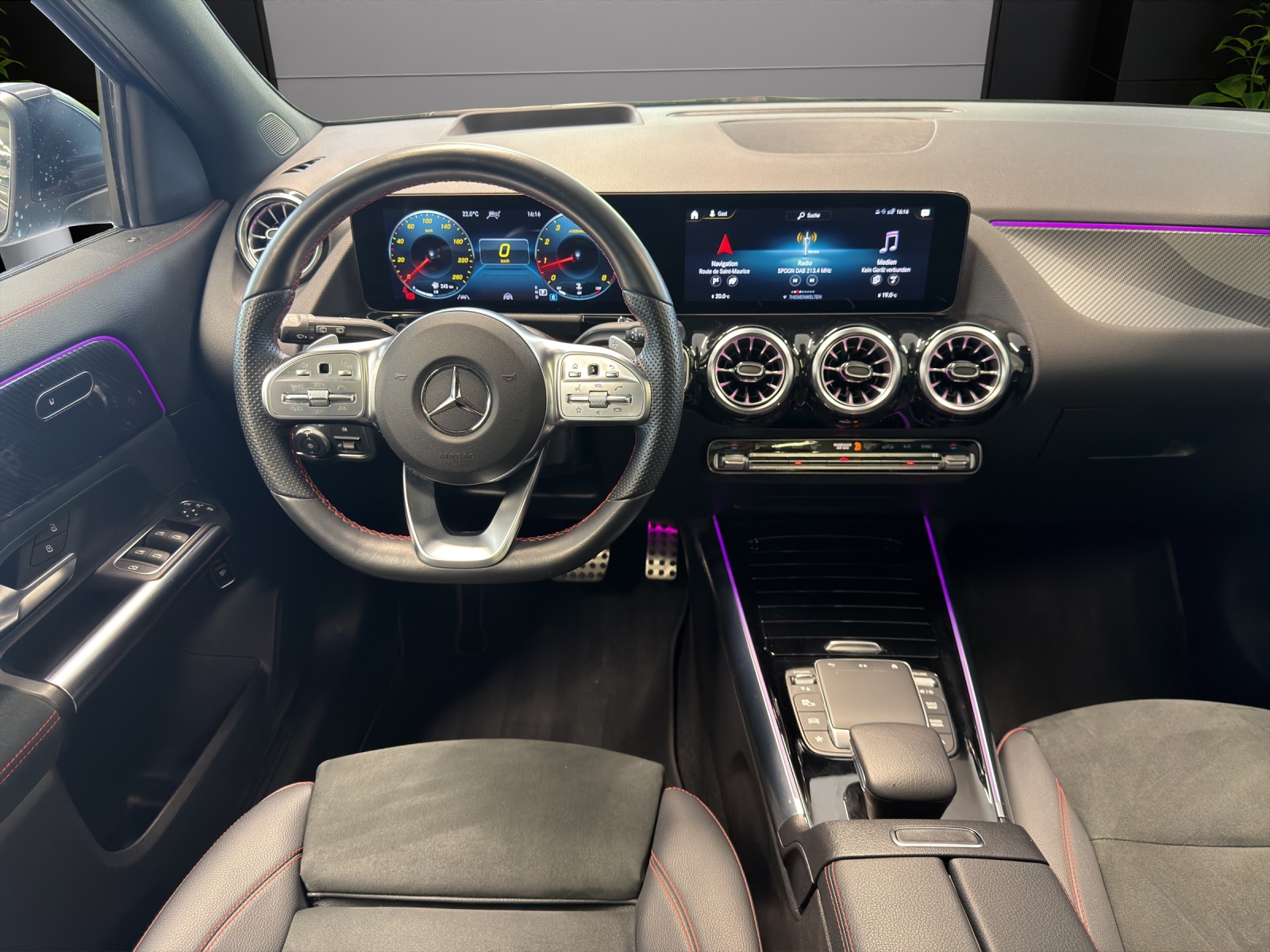 MERCEDES-BENZ GLA 250 AMG Line 4Matic-image-7