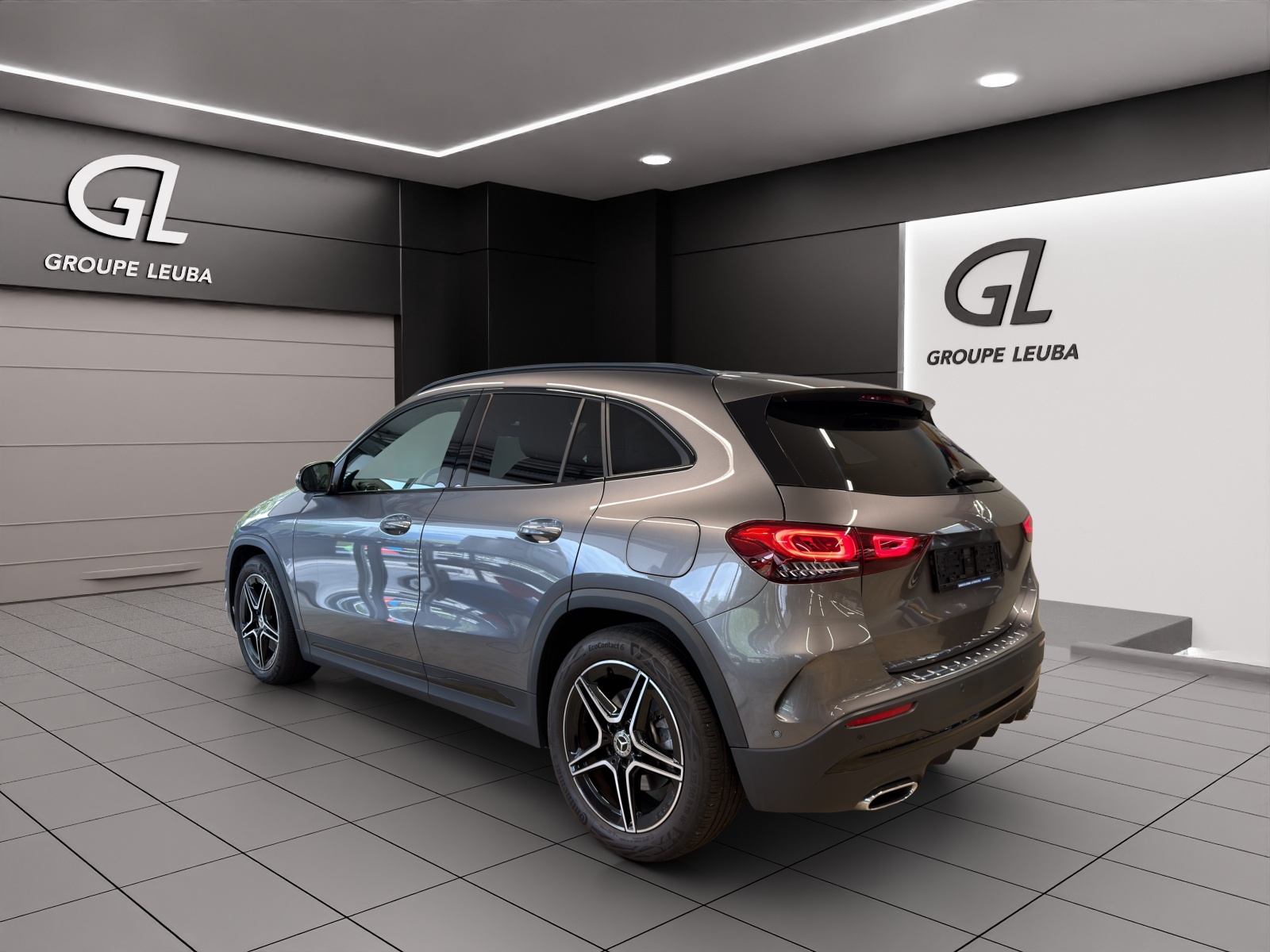 MERCEDES-BENZ GLA 250 AMG Line 4Matic-showroom-element-3