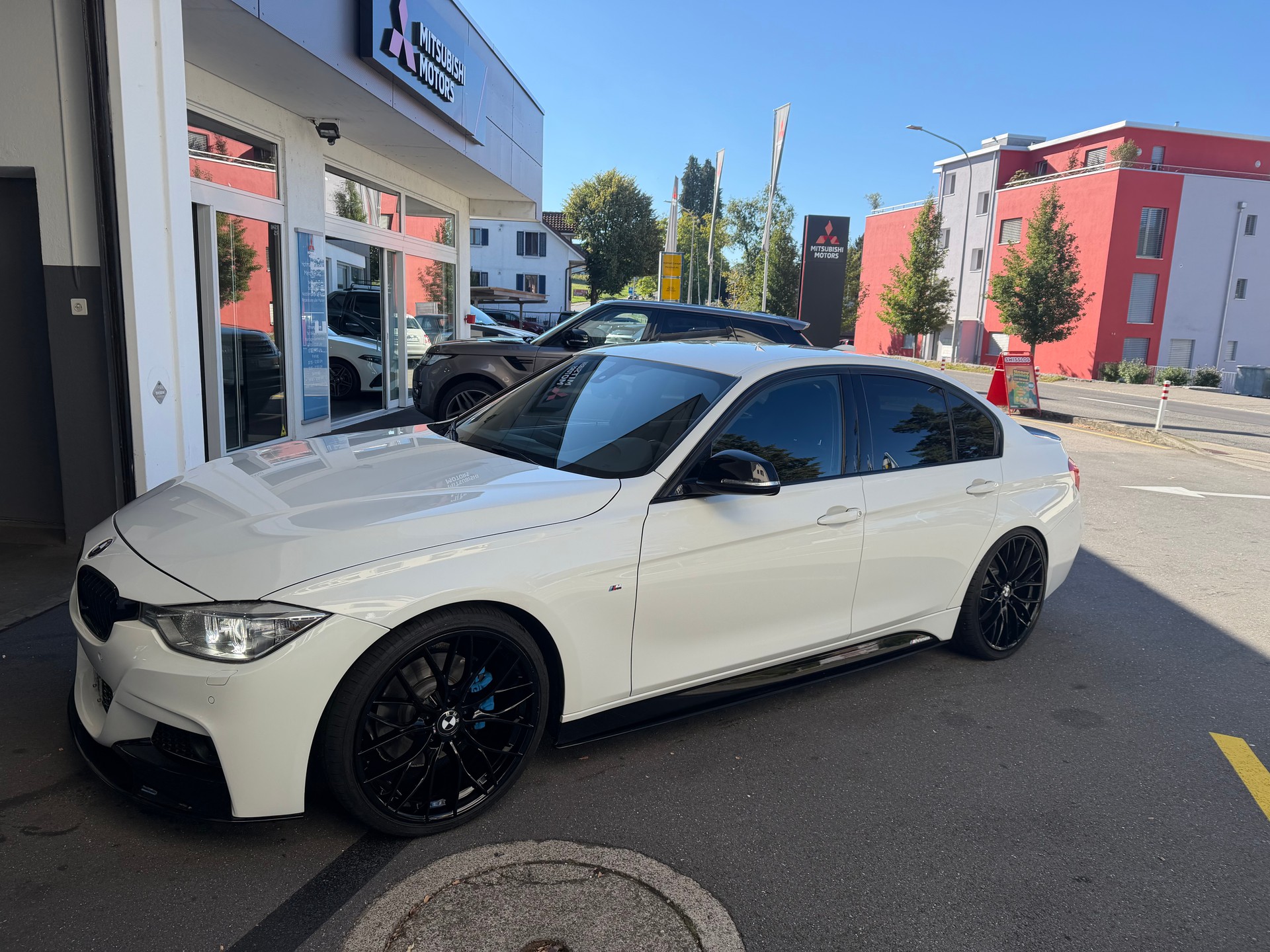 BMW 330d xDrive Steptronic-image-1