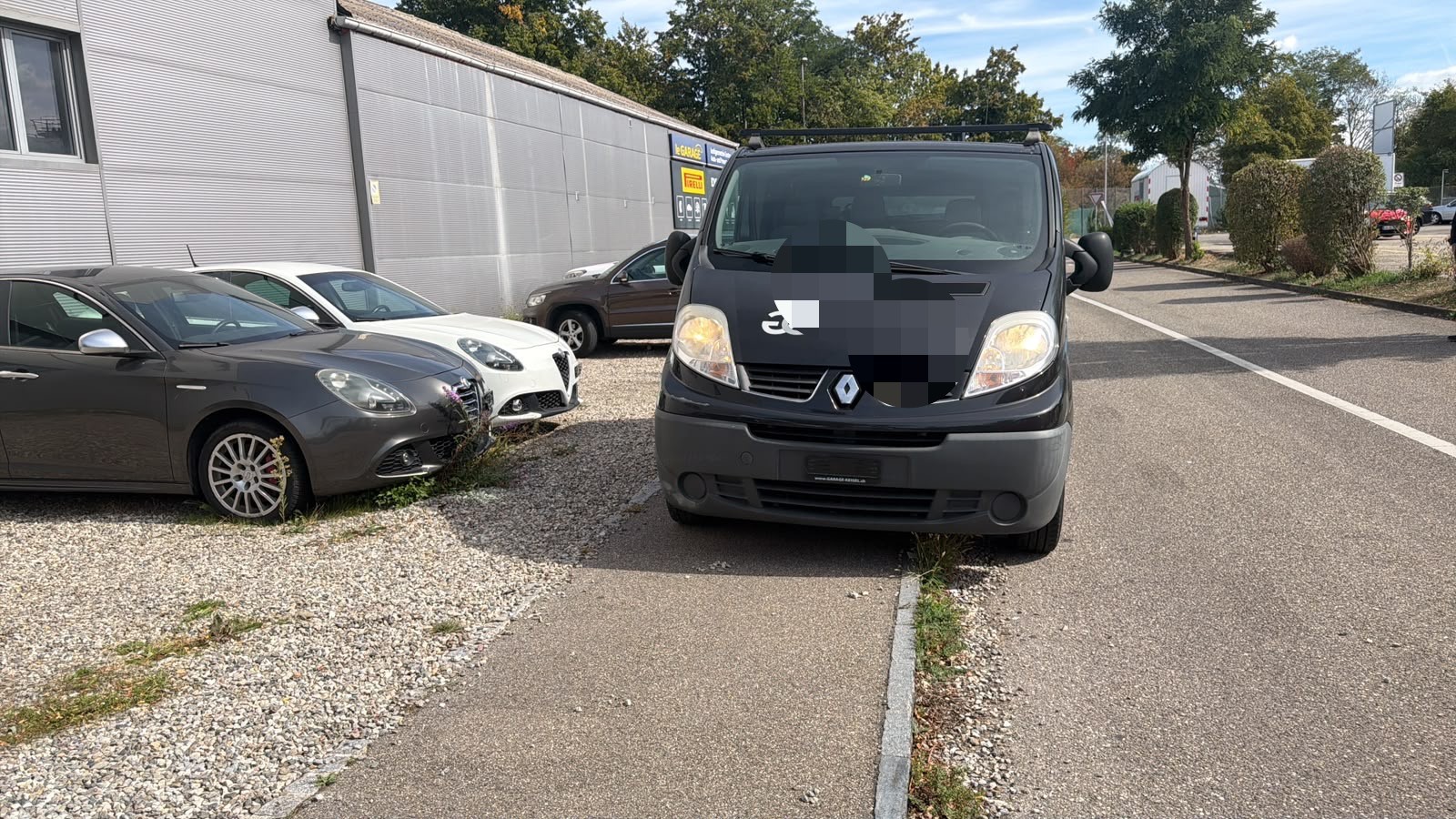 RENAULT Trafic 2.0 dCi 90 2.7t L1H1-image-2