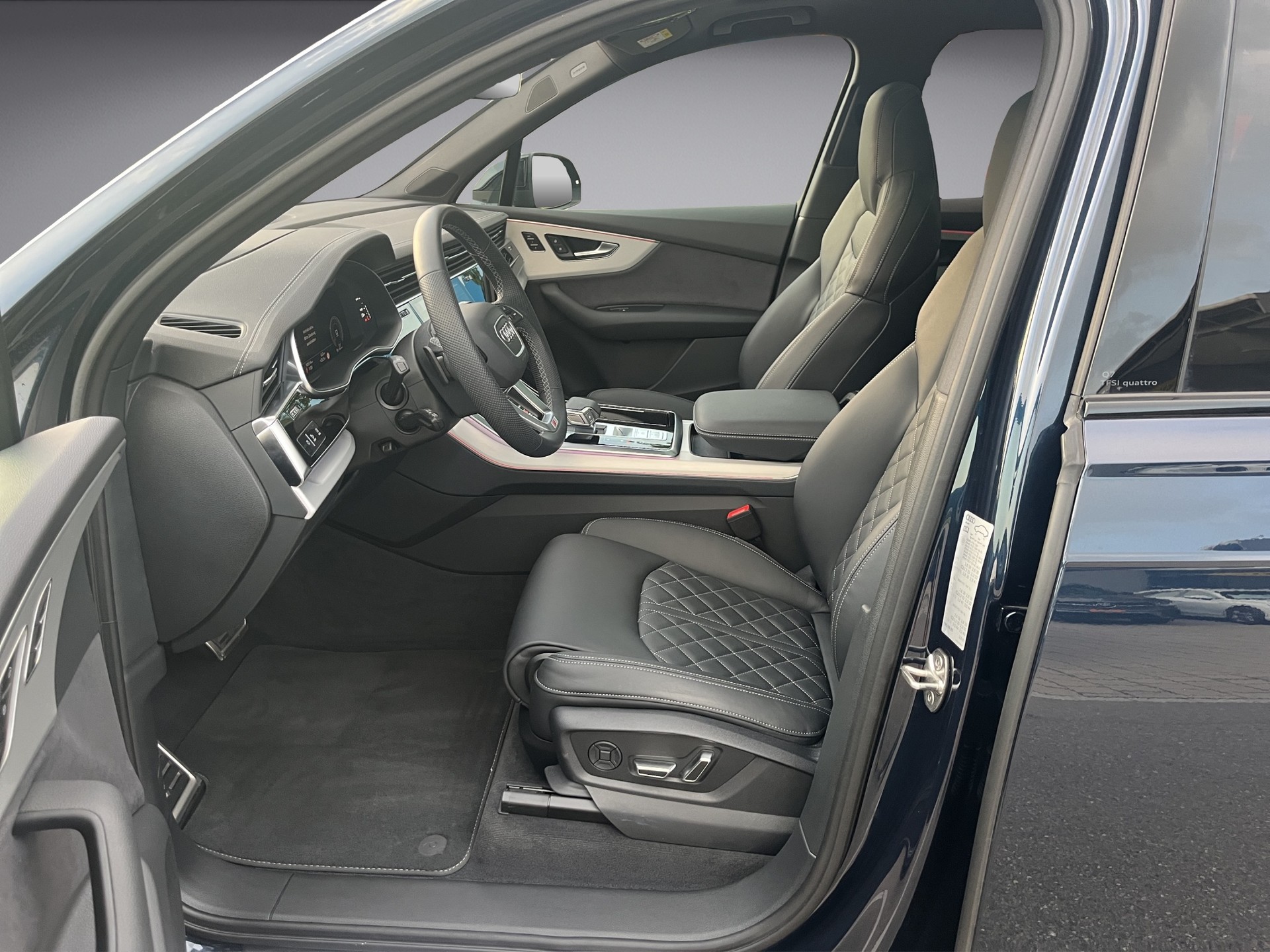 AUDI Q7 SUV TFSI quattro 250 kW S line tiptronic*7-Plätzer, S-Sportsitze PLUS, B&O, Sthz, Panodach, Head-up, (5-Jahre Garantie)-image-7