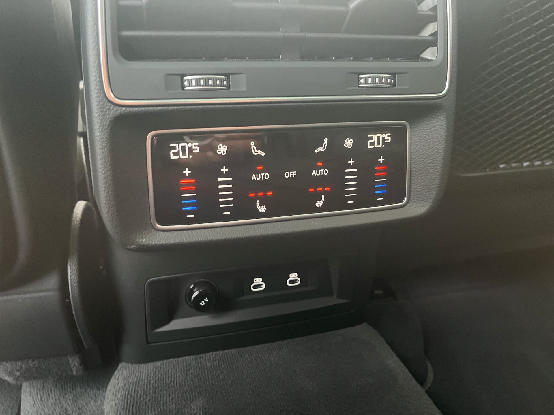 AUDI Q7 SUV TFSI quattro 250 kW S line tiptronic*7-Plätzer, S-Sportsitze PLUS, B&O, Sthz, Panodach, Head-up, (5-Jahre Garantie)-image-11