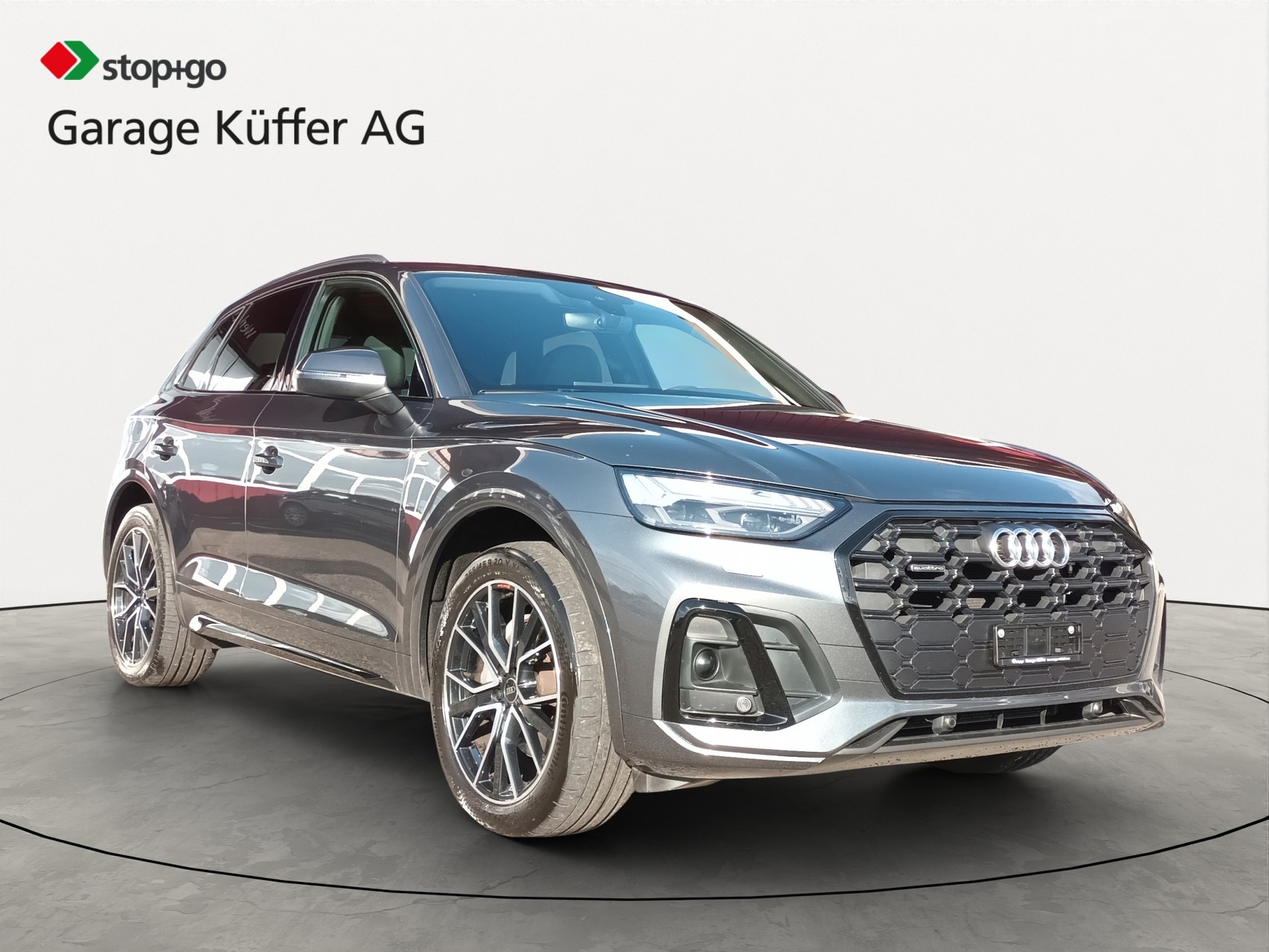 AUDI Q5 40 TDI S-line quattro S-tronic-image-2