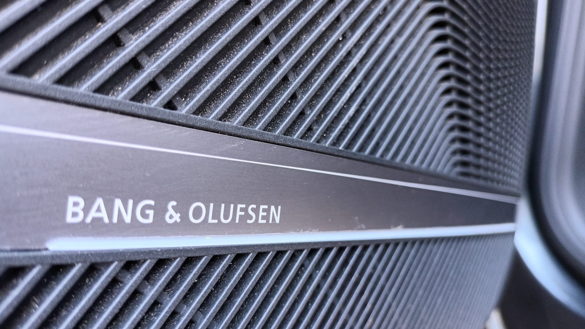 AUDI Q5 40 TDI S-line quattro S-tronic-image-15