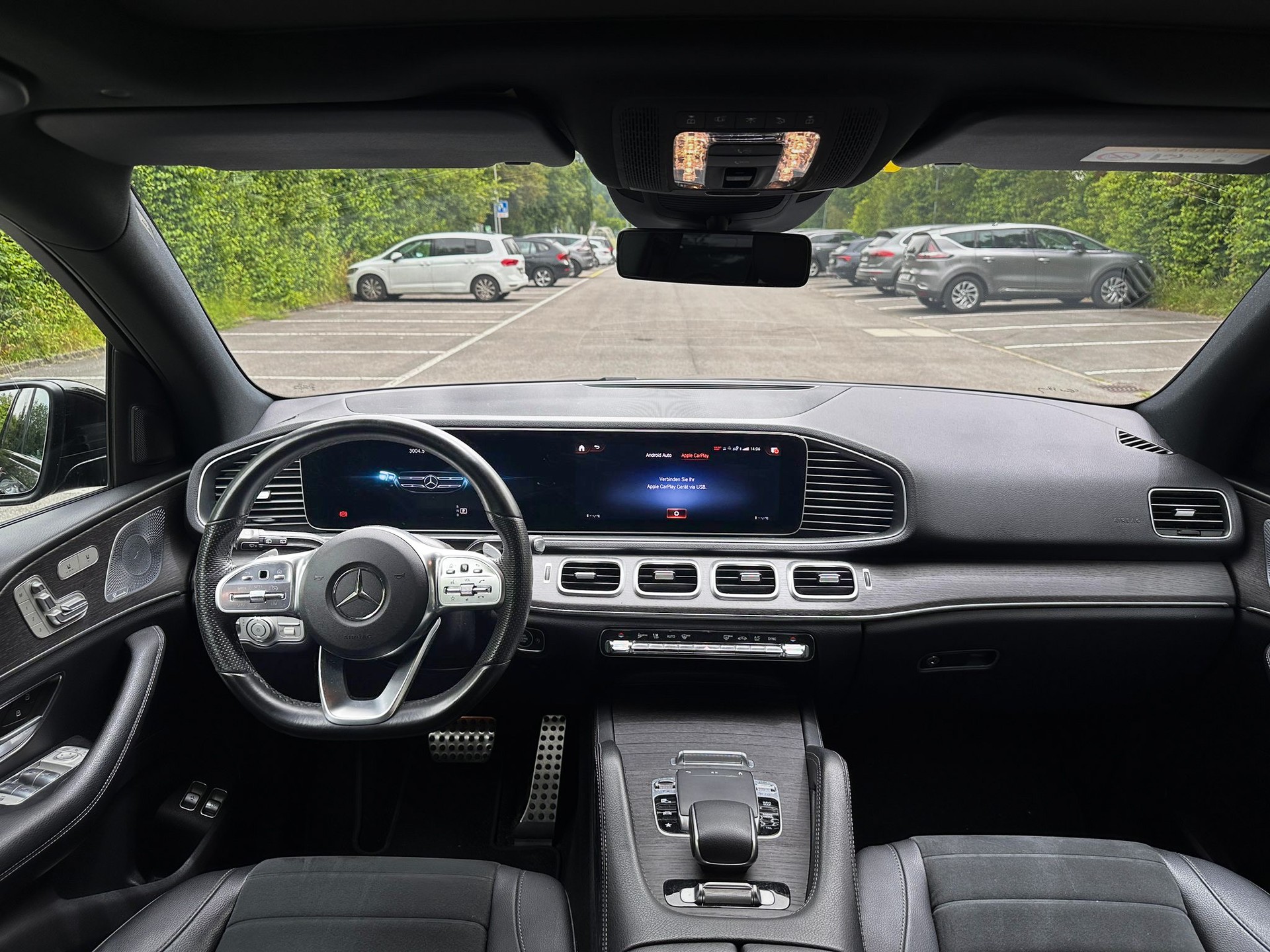 MERCEDES-BENZ GLE 300 d AMG Line 4matic-image-4