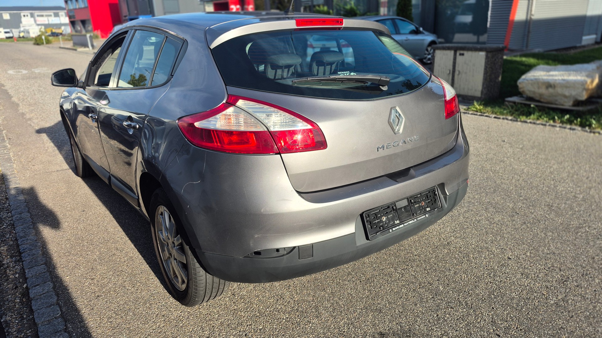 RENAULT Mégane 1.6 16V Expression-image-7