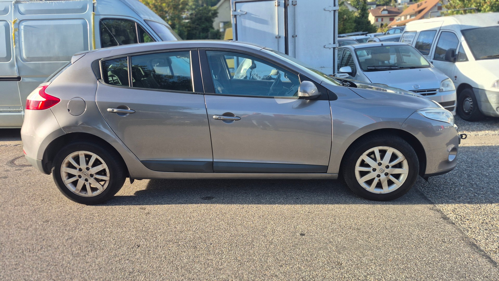 RENAULT Mégane 1.6 16V Expression-image-3