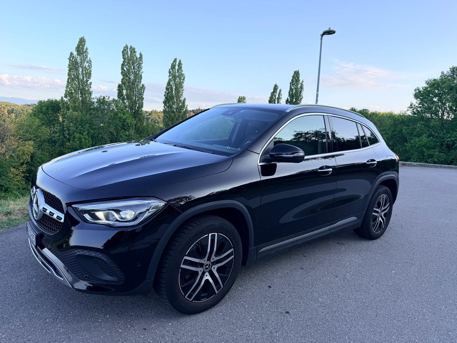 MERCEDES-BENZ GLA 180 Progressive-image-3