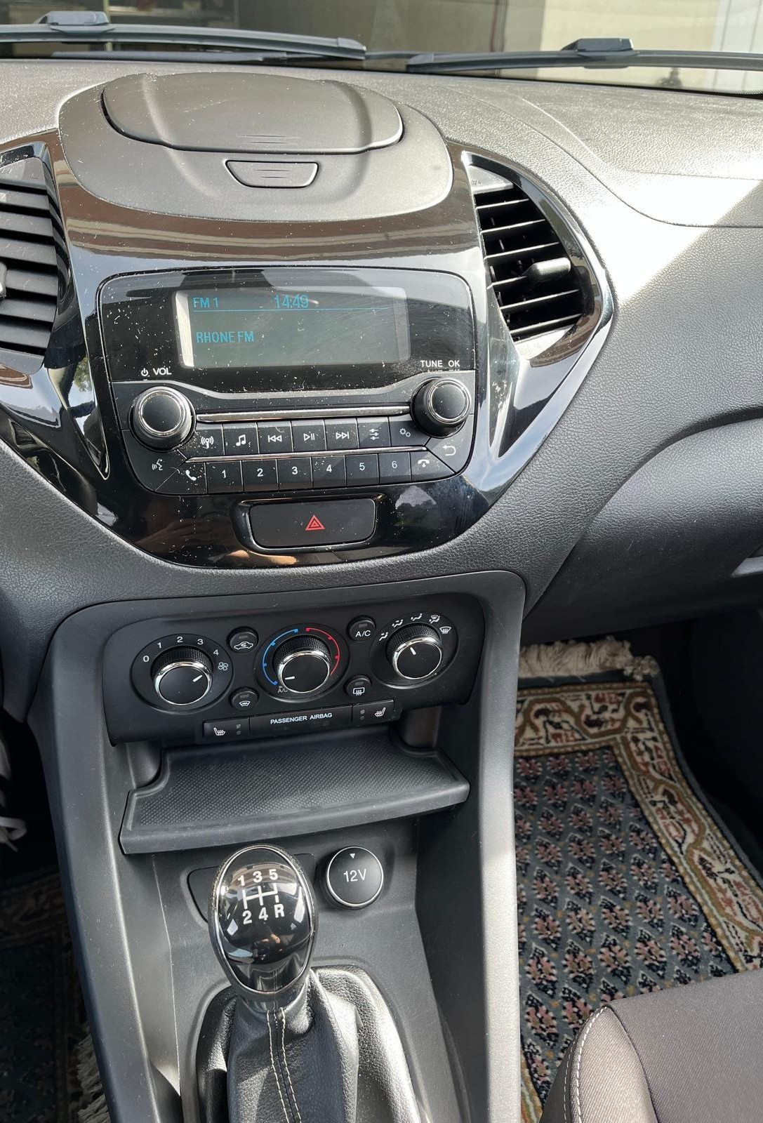 FORD 1.2 Ti-VCT 85 Cool & Sound-image-3