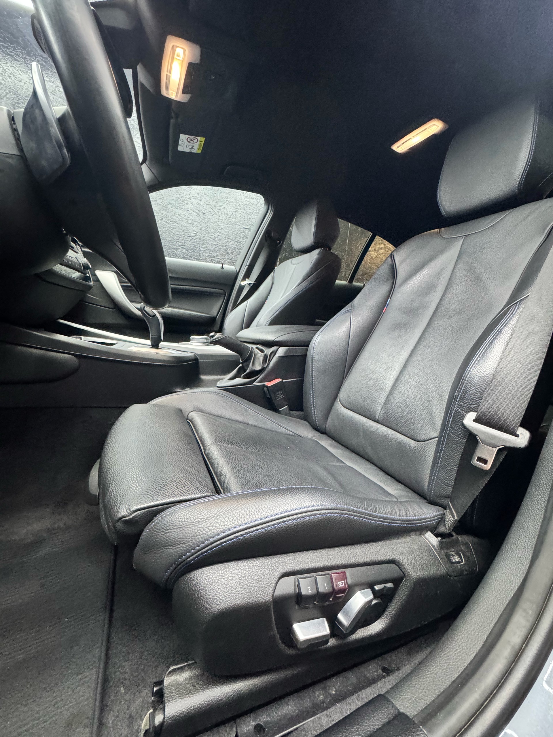 BMW M140i xDrive Steptronic-image-8