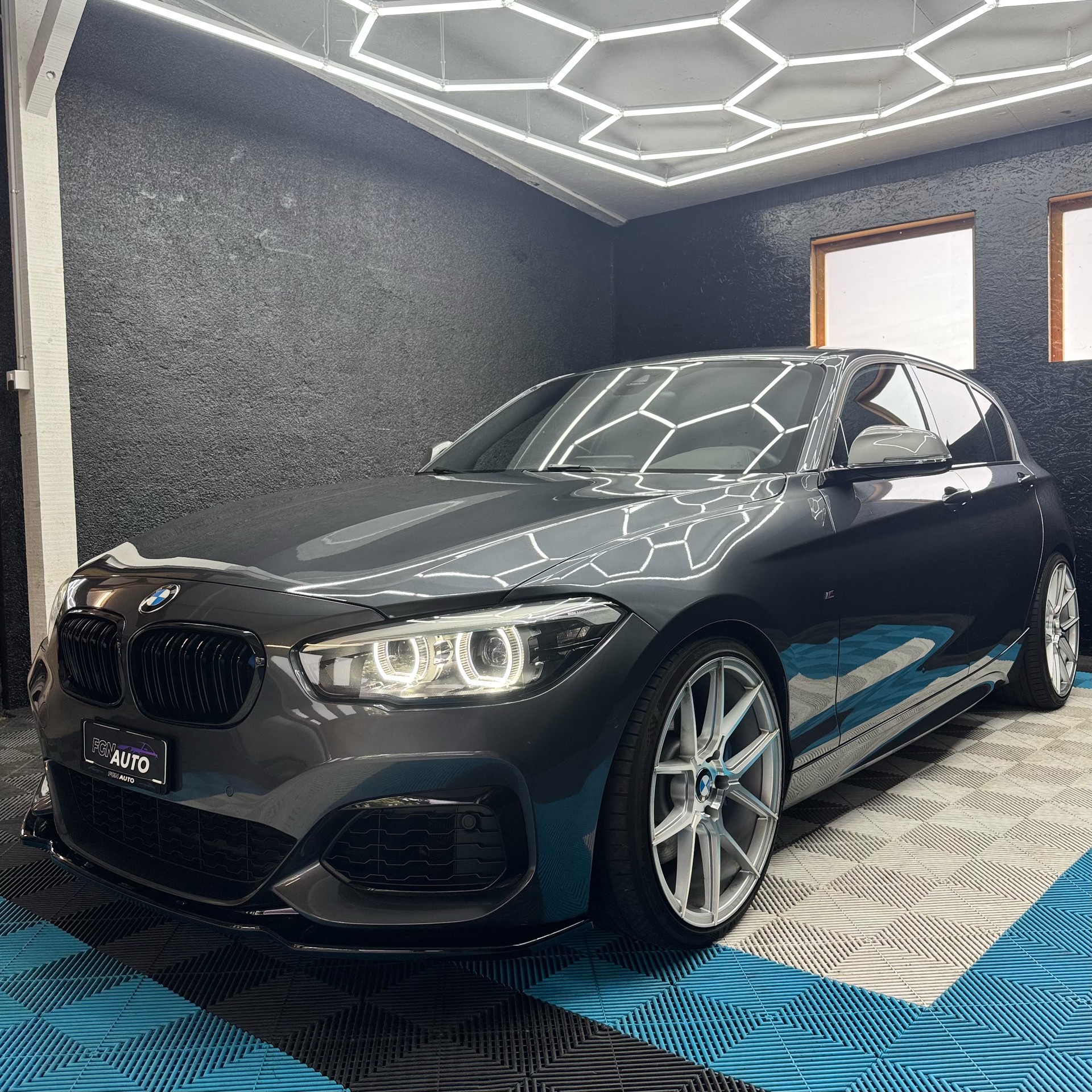 BMW M140i xDrive Steptronic-image-7