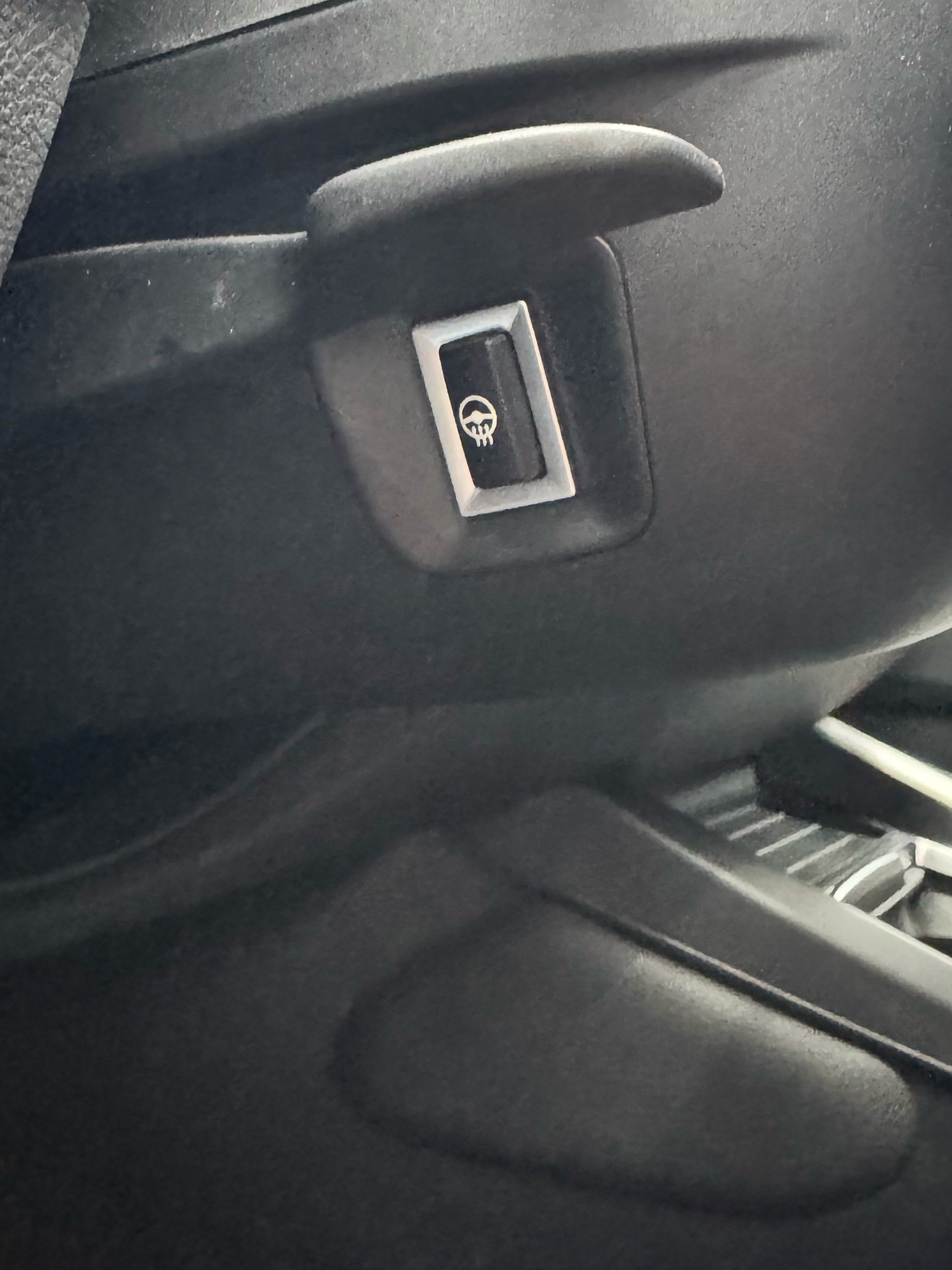 BMW M140i xDrive Steptronic-image-12