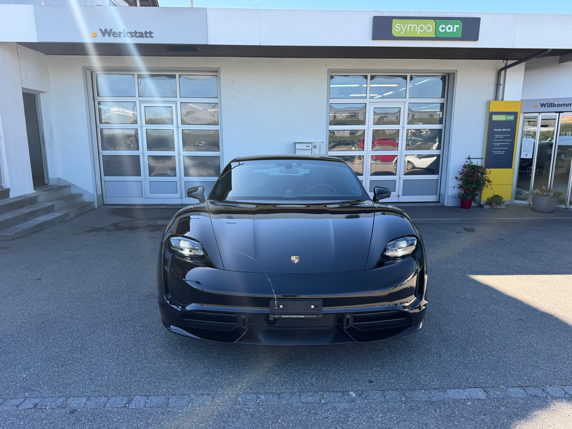 PORSCHE Taycan Turbo+++FRISCH AB MFK+++-image-3