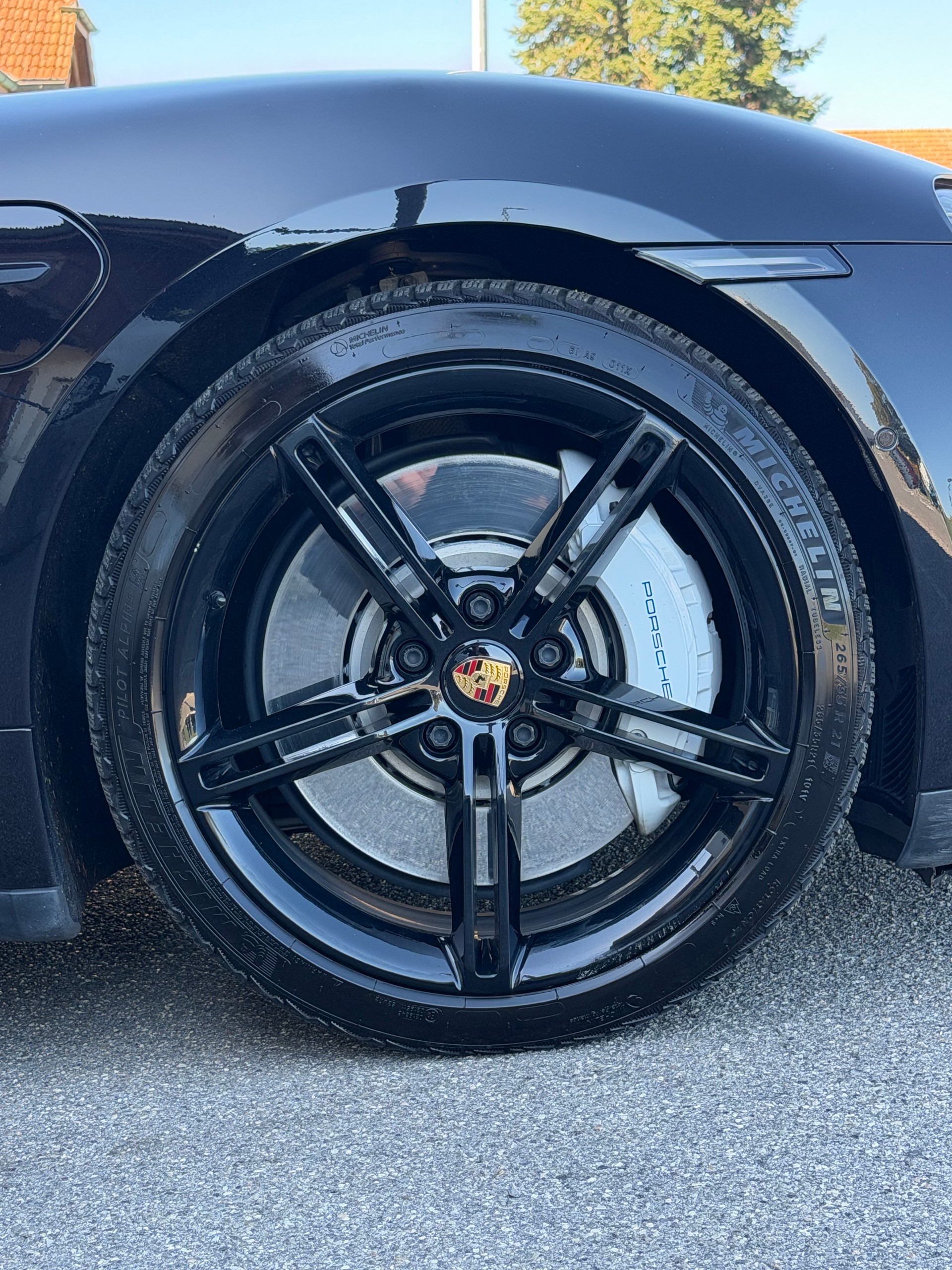 PORSCHE Taycan Turbo+++FRISCH AB MFK+++-image-20