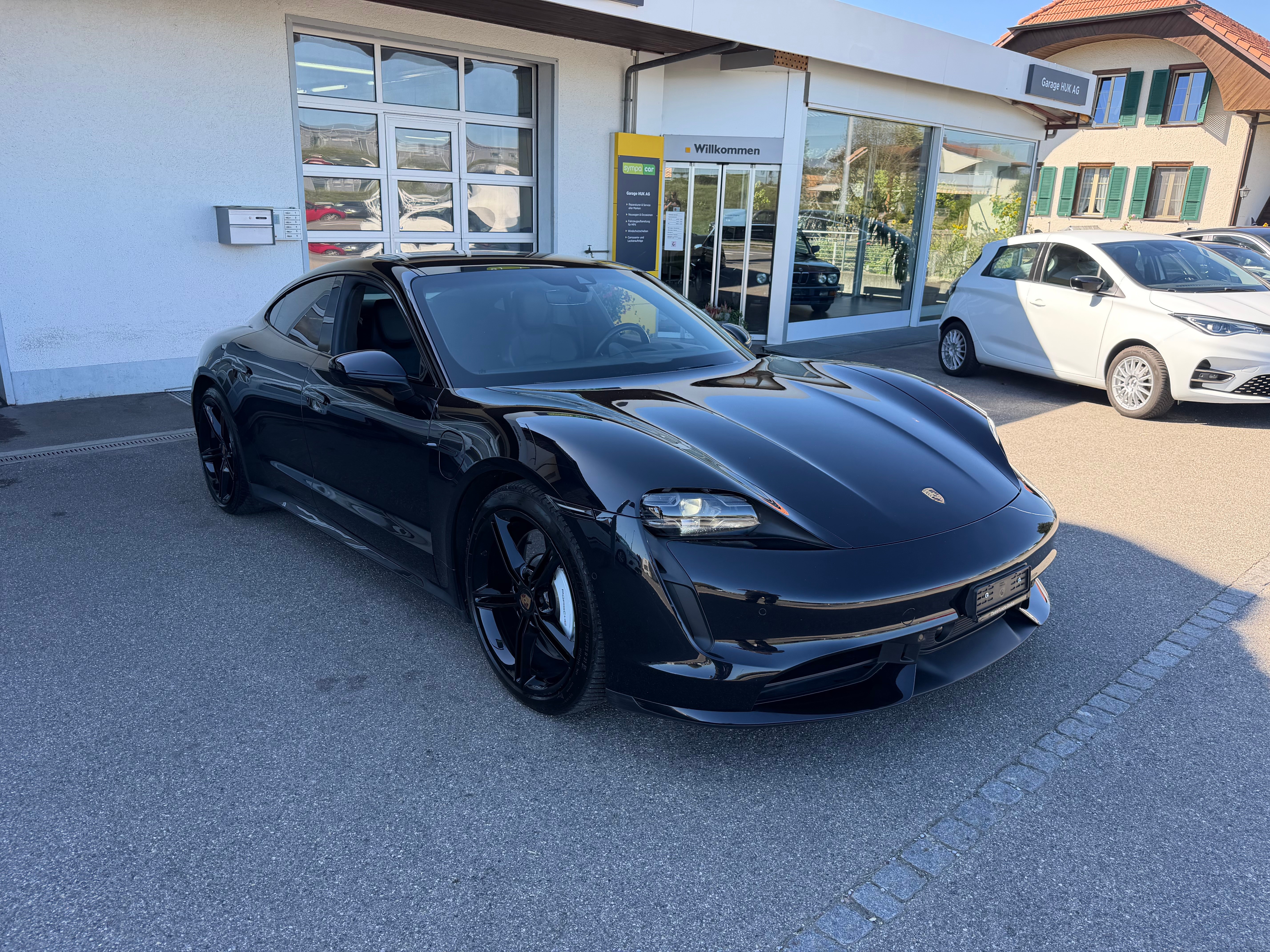 Car photo
