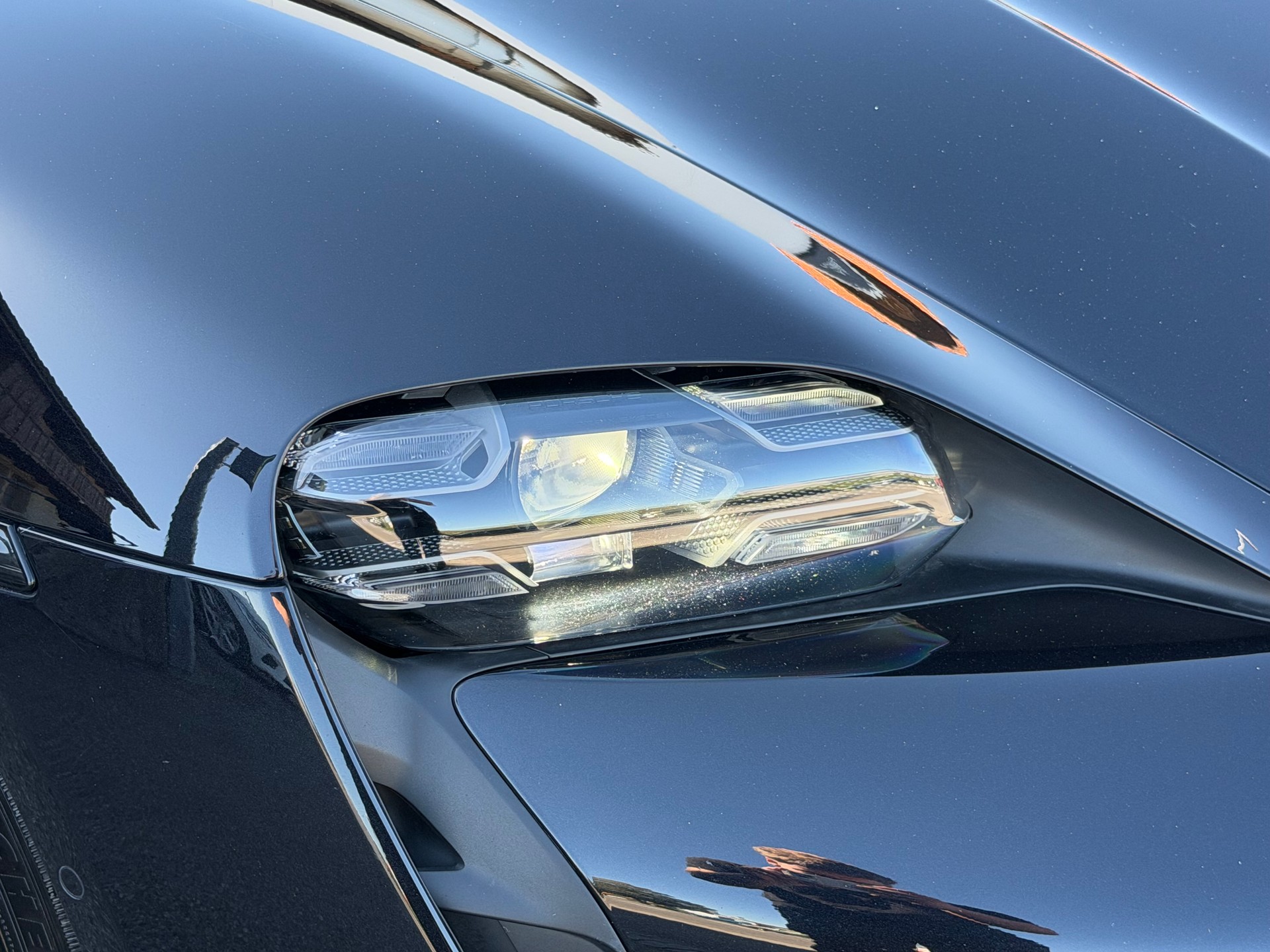 PORSCHE Taycan Turbo+++FRISCH AB MFK+++-image-21