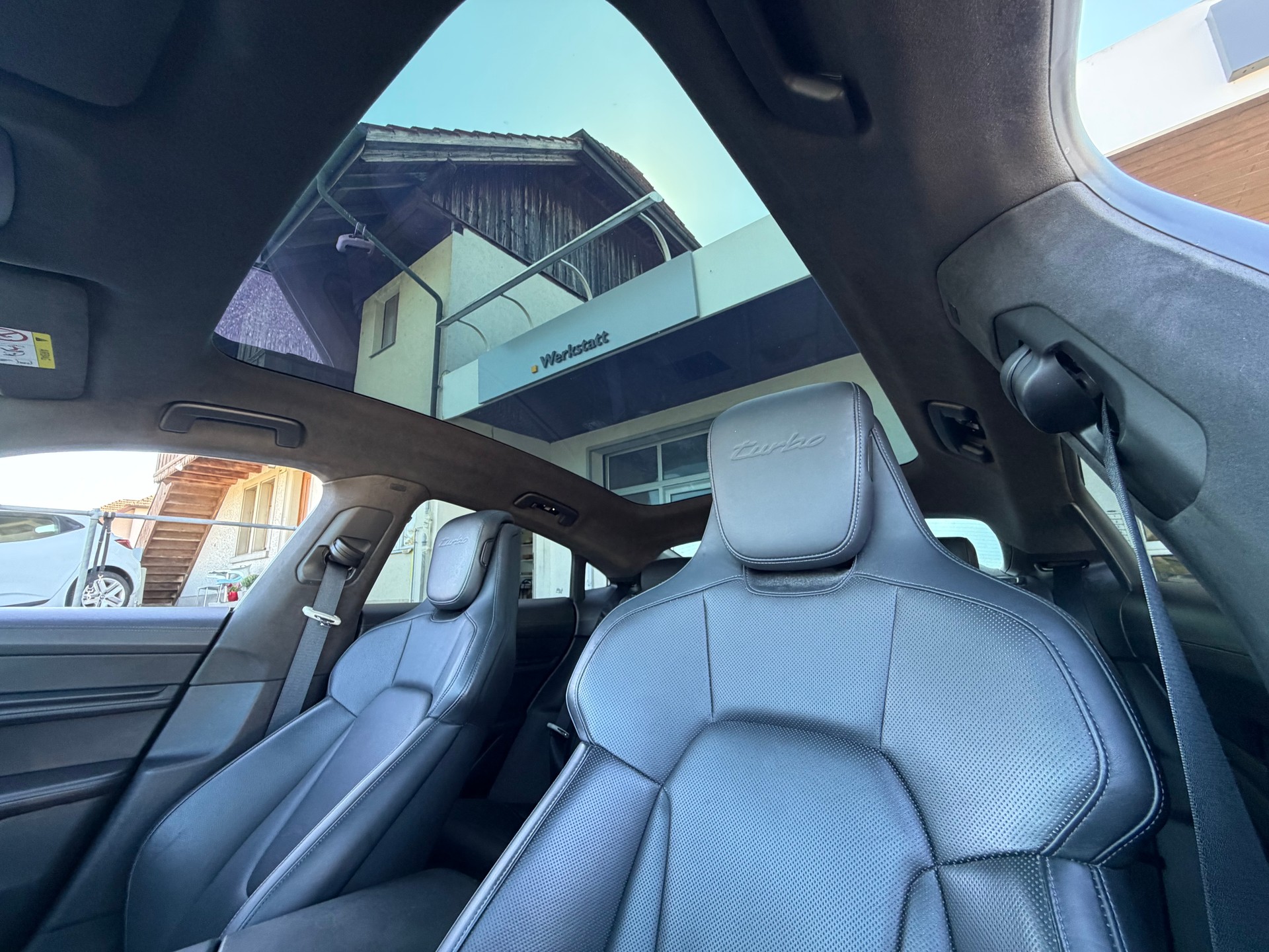 PORSCHE Taycan Turbo+++FRISCH AB MFK+++-image-9