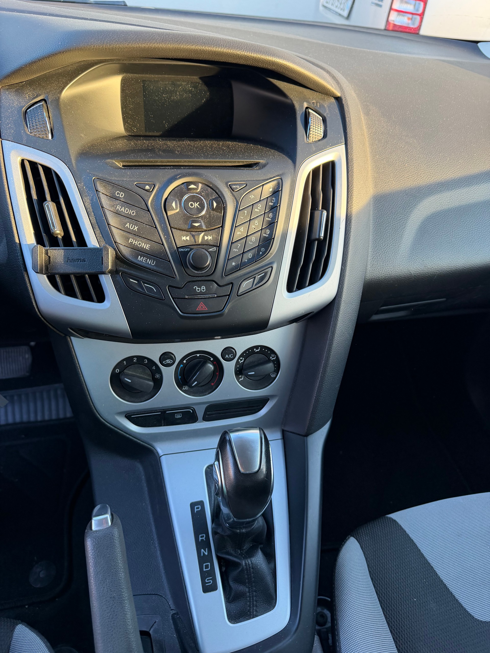 FORD Focus 2.0 TDCi Trend PowerShift-image-7