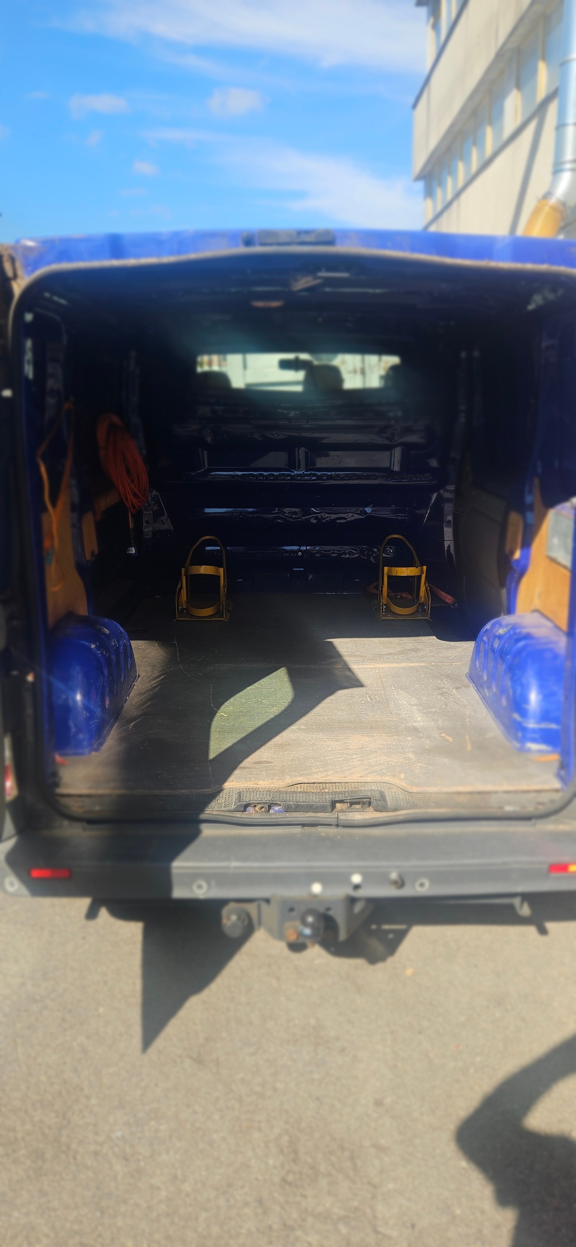 OPEL Vivaro 2.0 CDTI-image-1