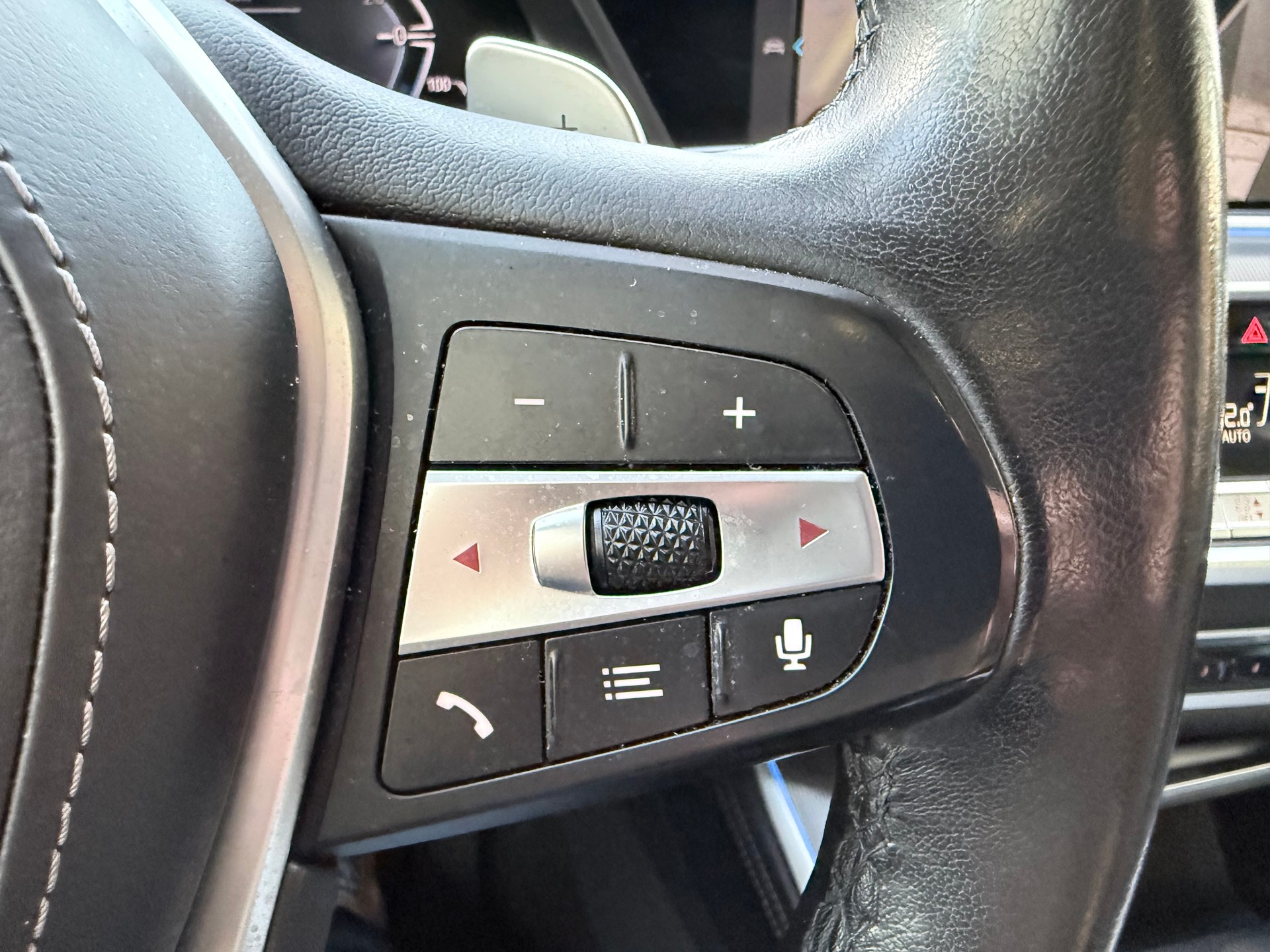 BMW X5 xDrive45e xLine Steptronic-image-24