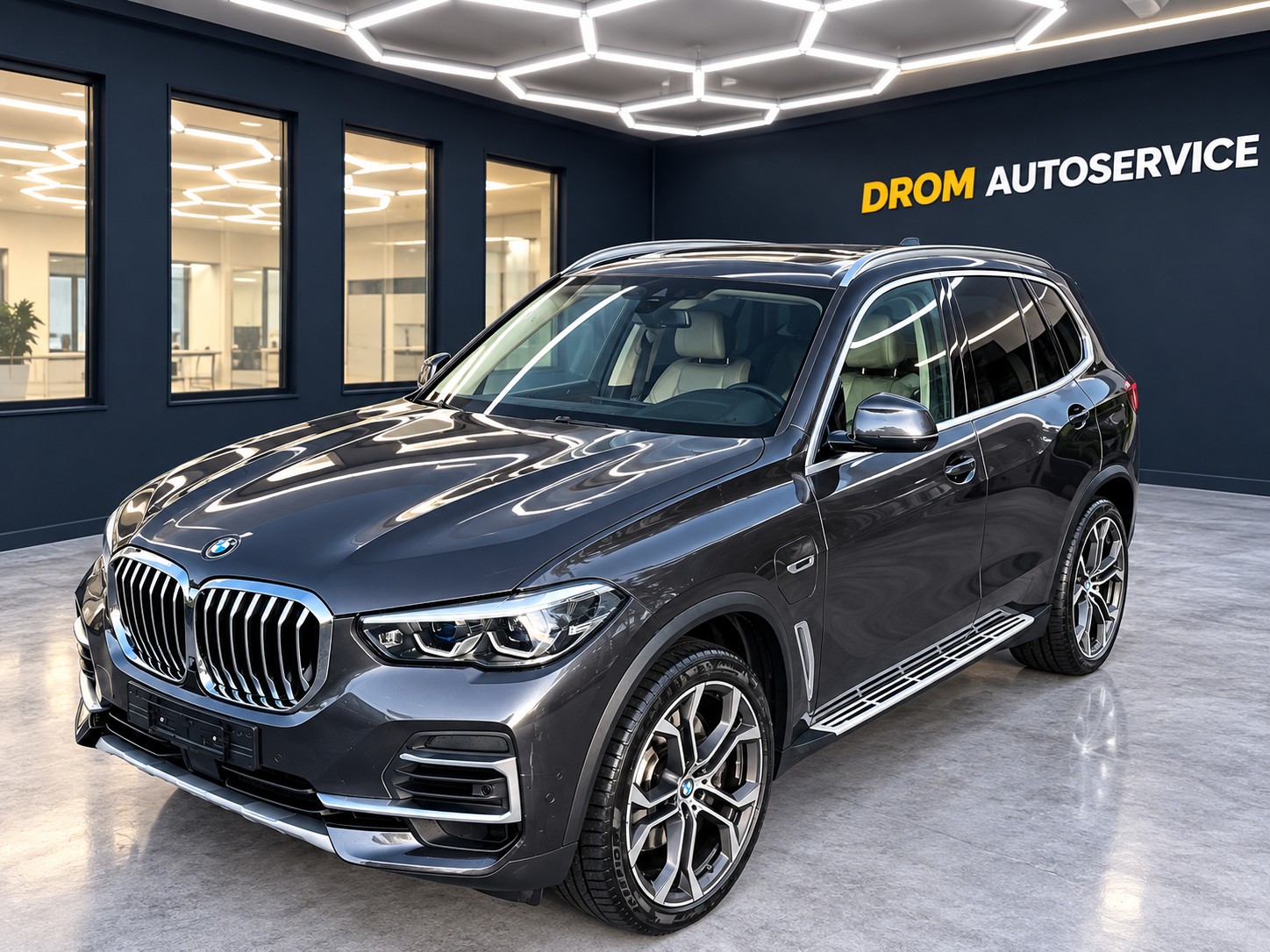 BMW X5 xDrive45e xLine Steptronic-image-5