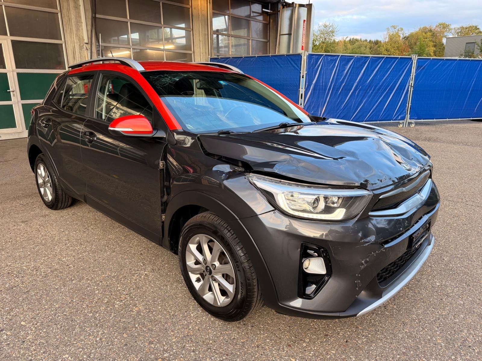 KIA Stonic 1.4 Automatik-image-5