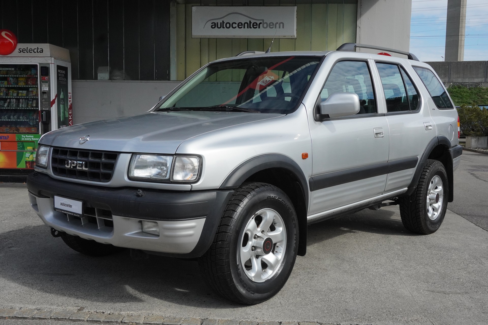 OPEL Frontera 3.2i V6 Limited-image-1