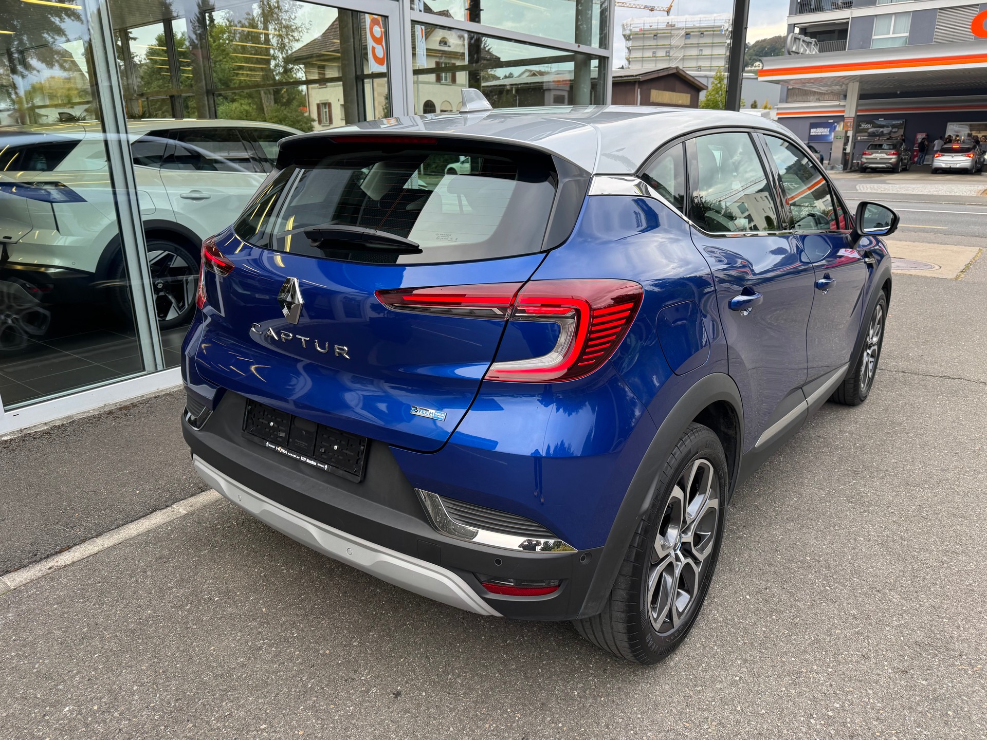 RENAULT Captur 1.6 E-Tech 160 Intens DHT-image-5