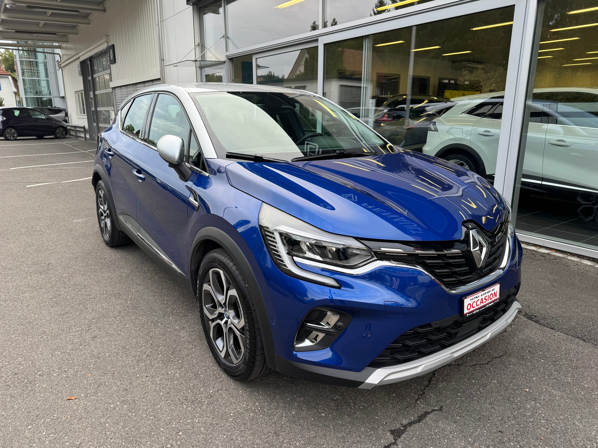 RENAULT Captur 1.6 E-Tech 160 Intens DHT-image-4