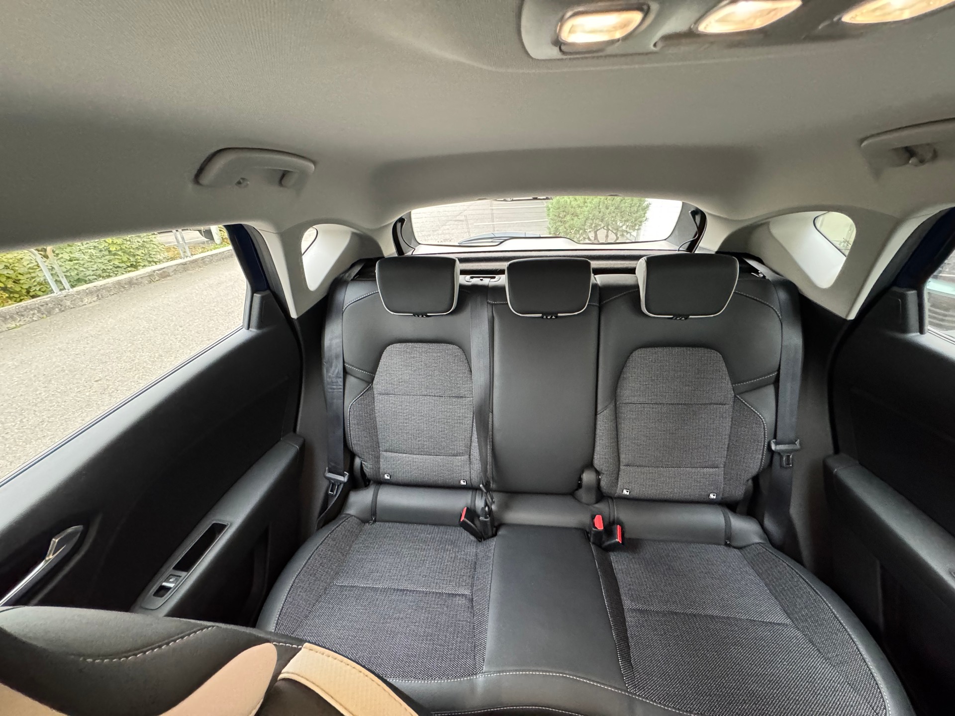 RENAULT Captur 1.6 E-Tech 160 Intens DHT-image-14