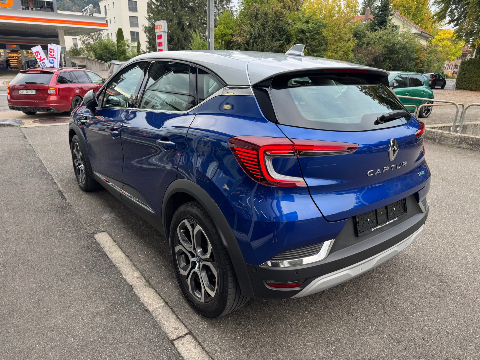 RENAULT Captur 1.6 E-Tech 160 Intens DHT-image-6