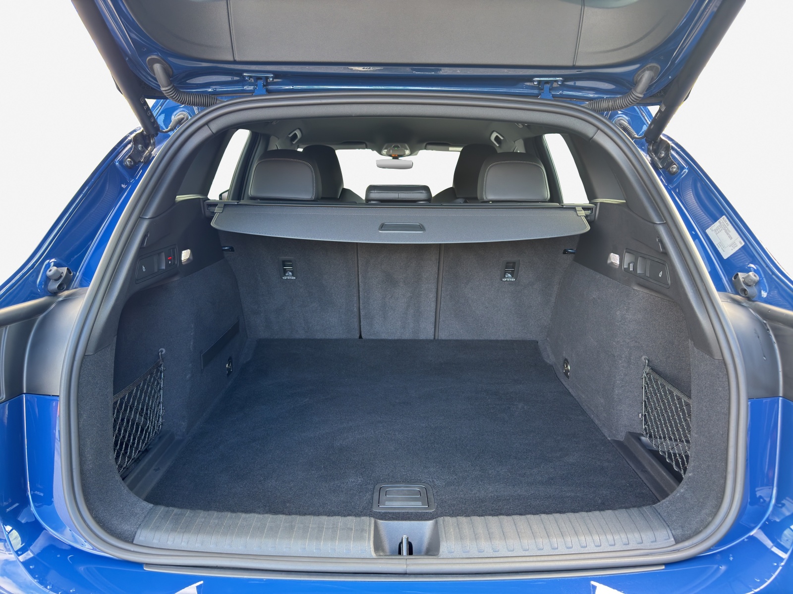 AUDI Q6 e-tron quattro-image-13