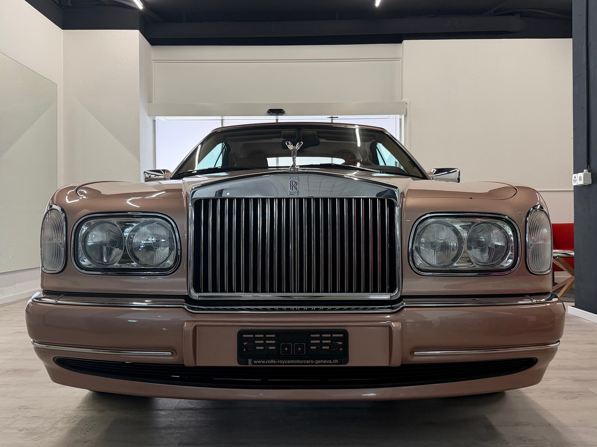 ROLLS-ROYCE Corniche Last of Line-image-5