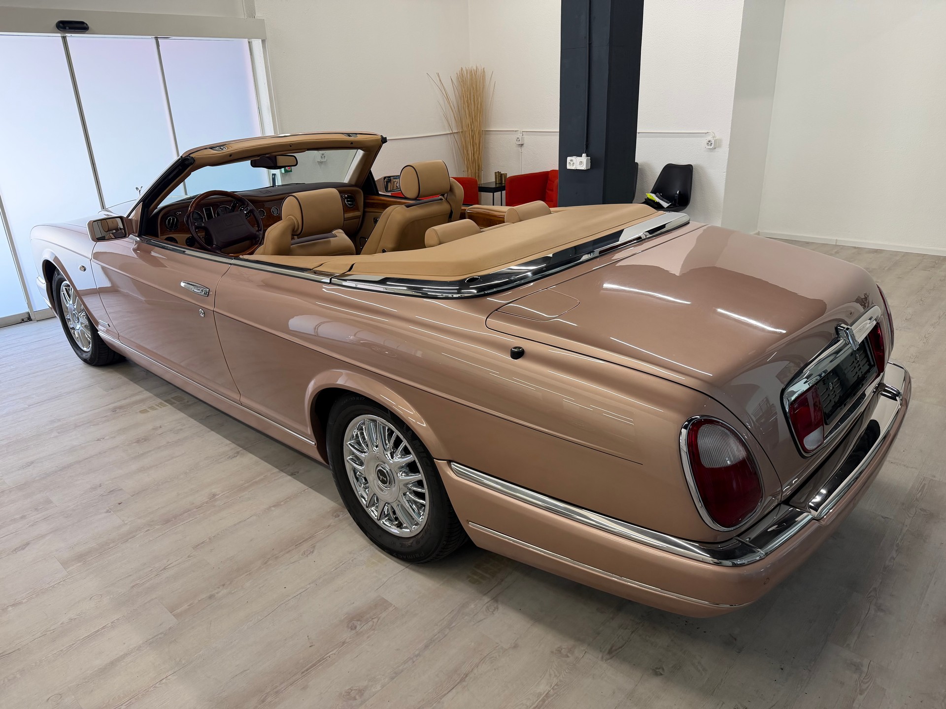 ROLLS-ROYCE Corniche Last of Line-image-25