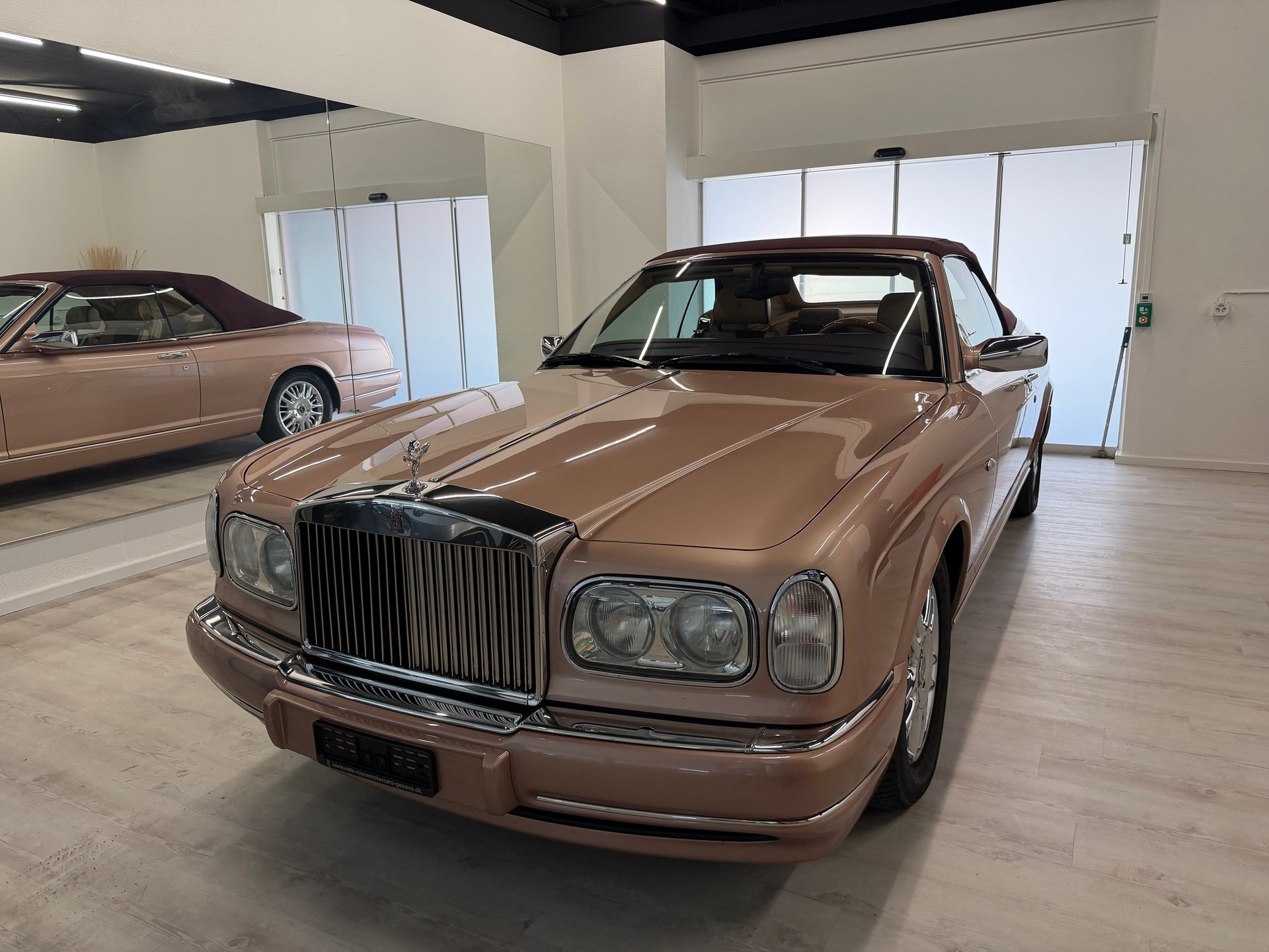 ROLLS-ROYCE Corniche Last of Line