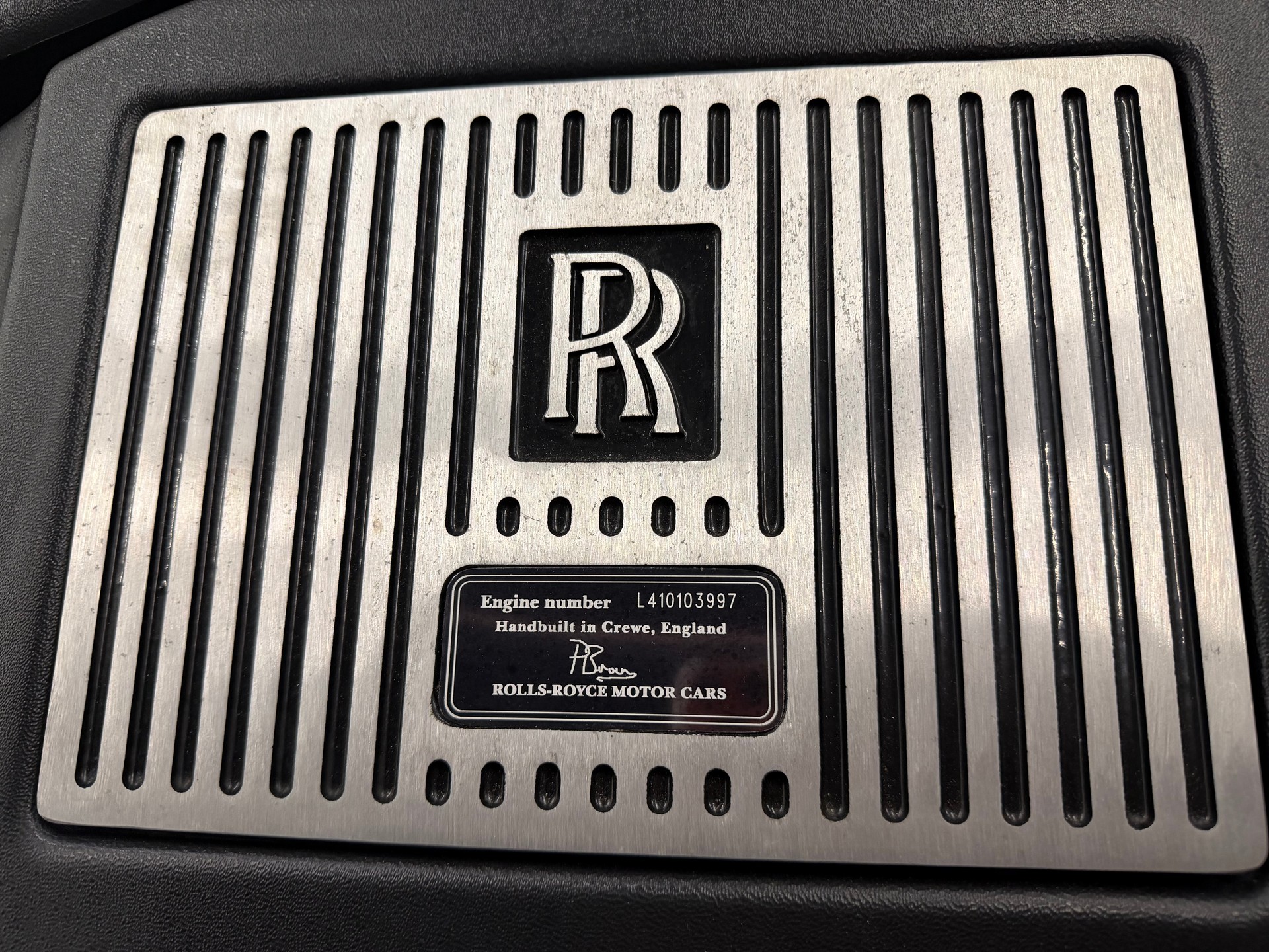 ROLLS-ROYCE Corniche Last of Line-image-30