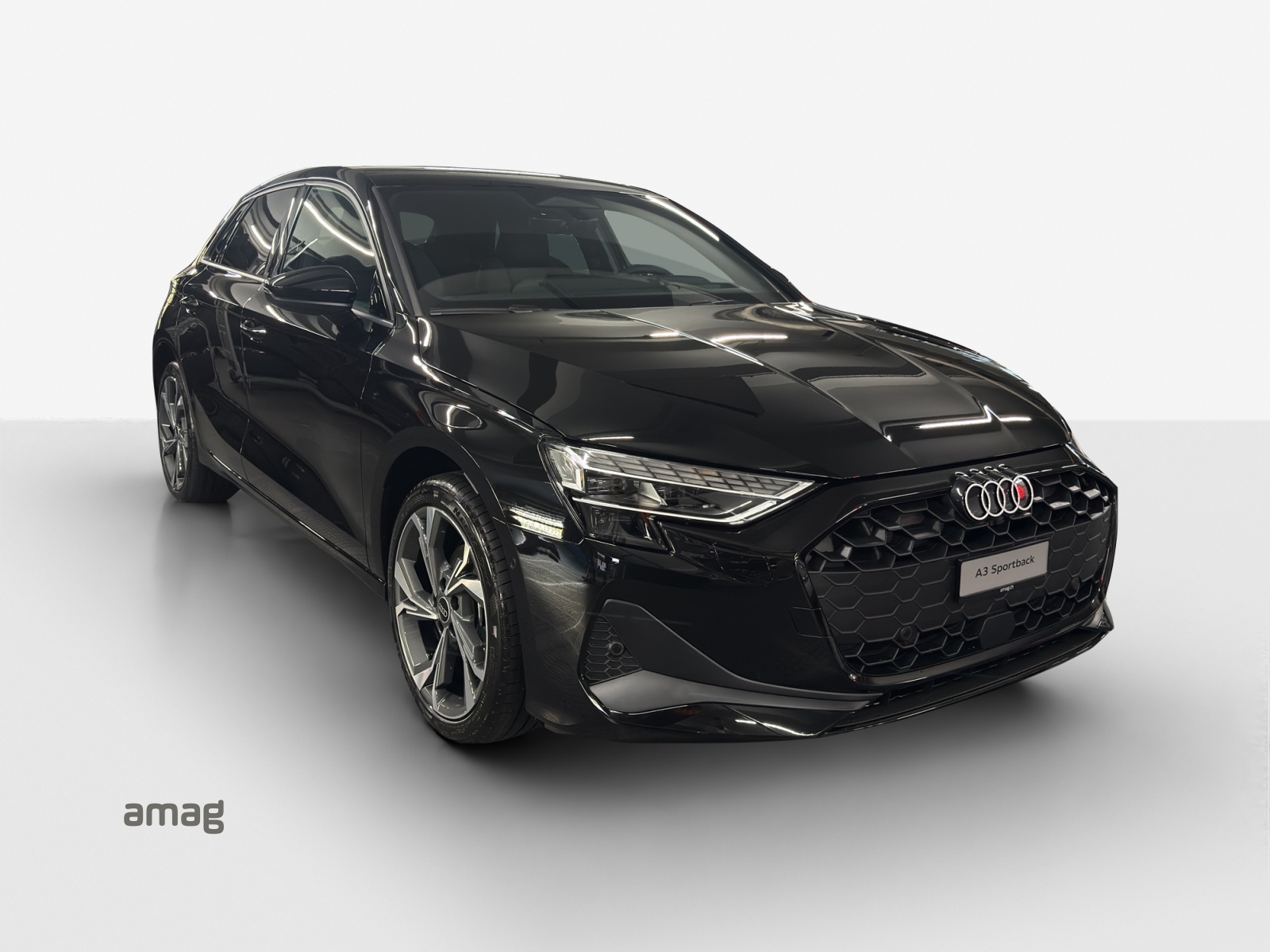 AUDI A3 Sportback TFSI 110 kW Attraction S tronic-image-5