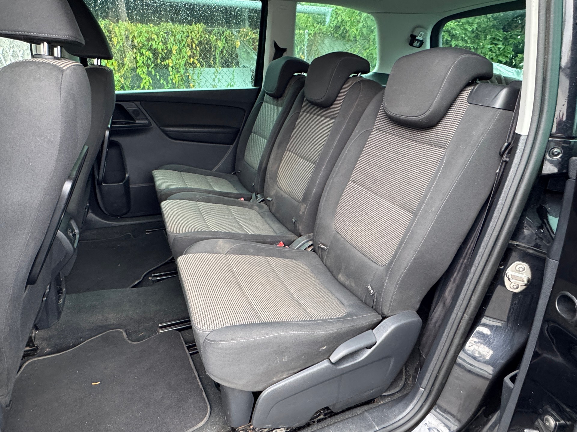 VW Sharan 2.0 TDI BMT Comfortline 4Motion-image-8