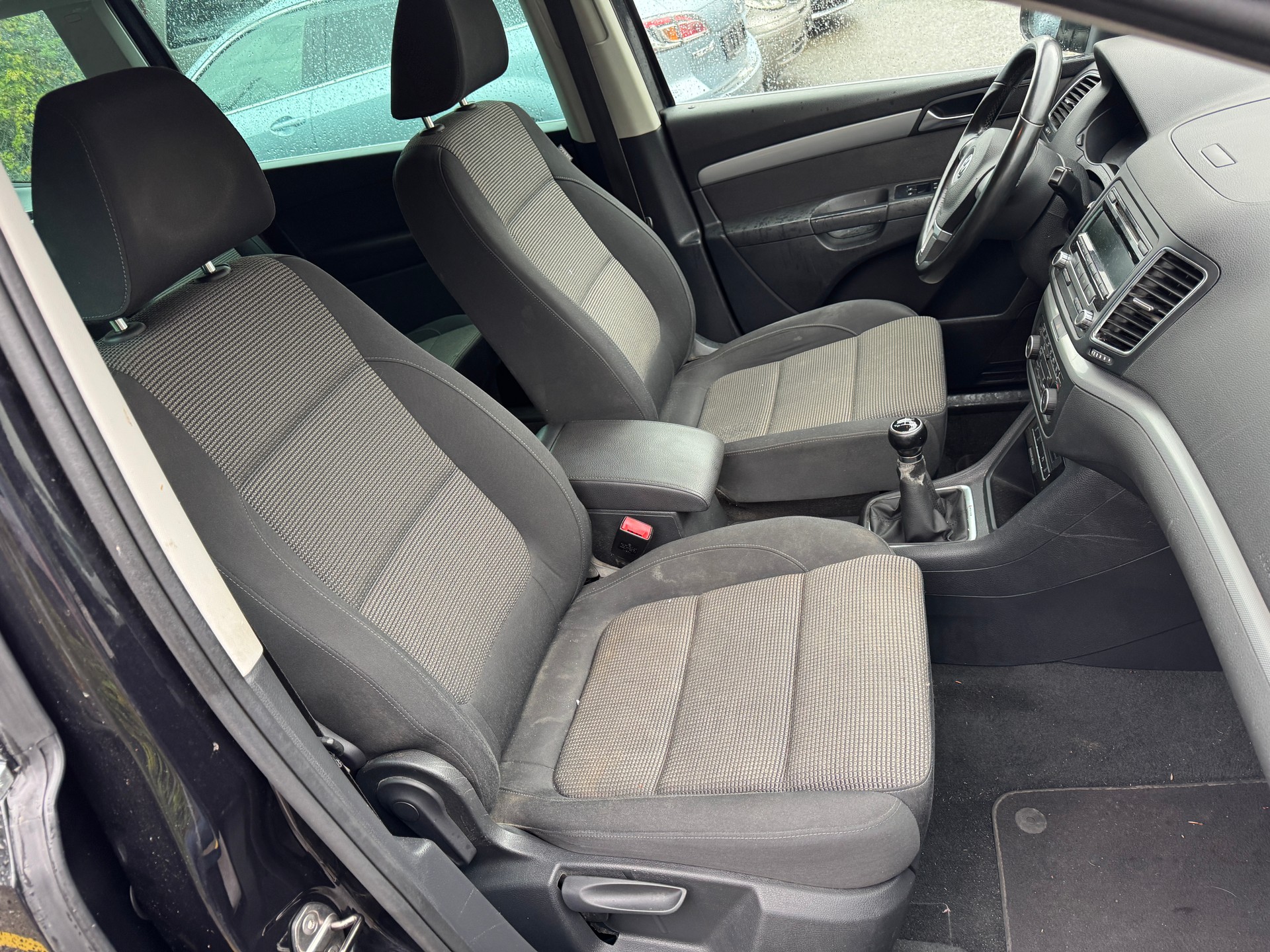 VW Sharan 2.0 TDI BMT Comfortline 4Motion-image-7