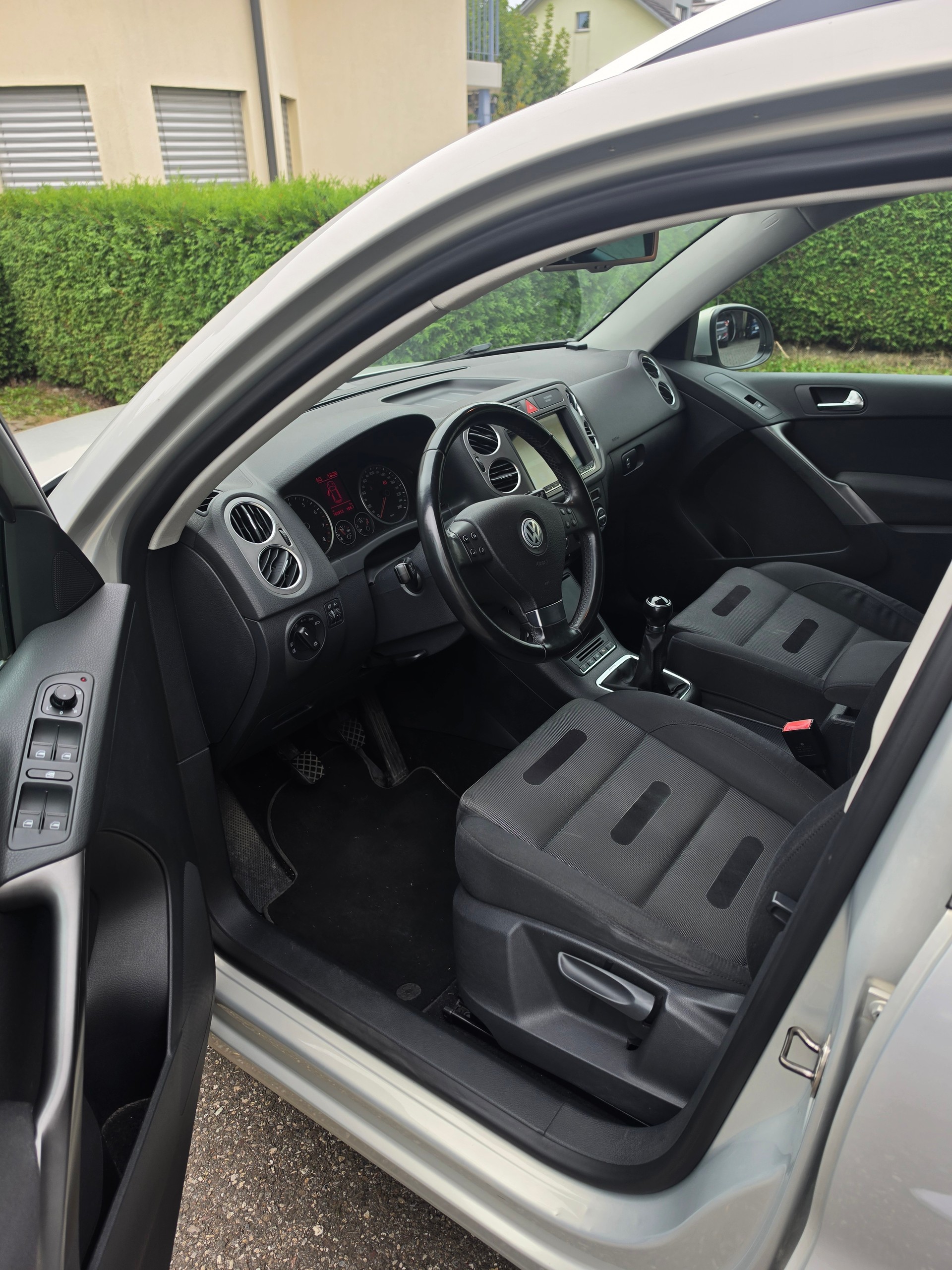 VW Tiguan 1.4 TSI Sport&Style-image-5