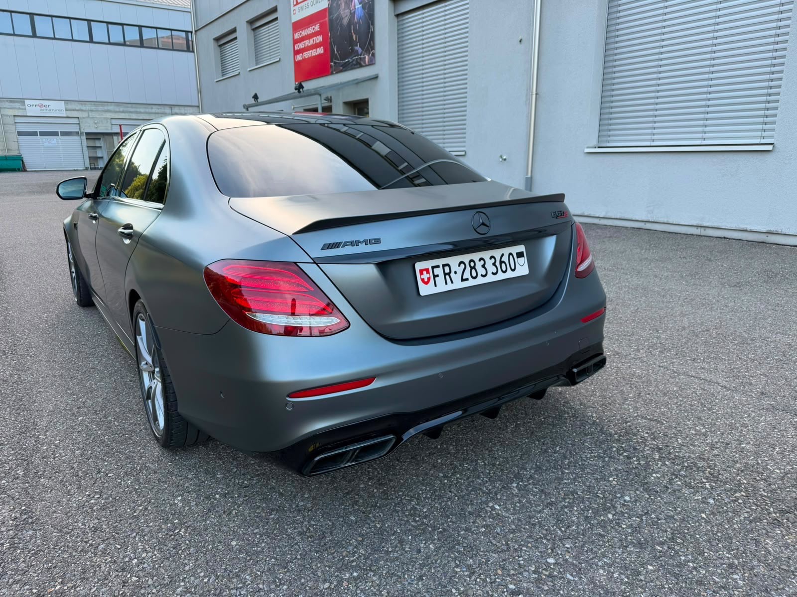 MERCEDES-BENZ E 63 AMG S 4Matic Speedshift MCT-image-3