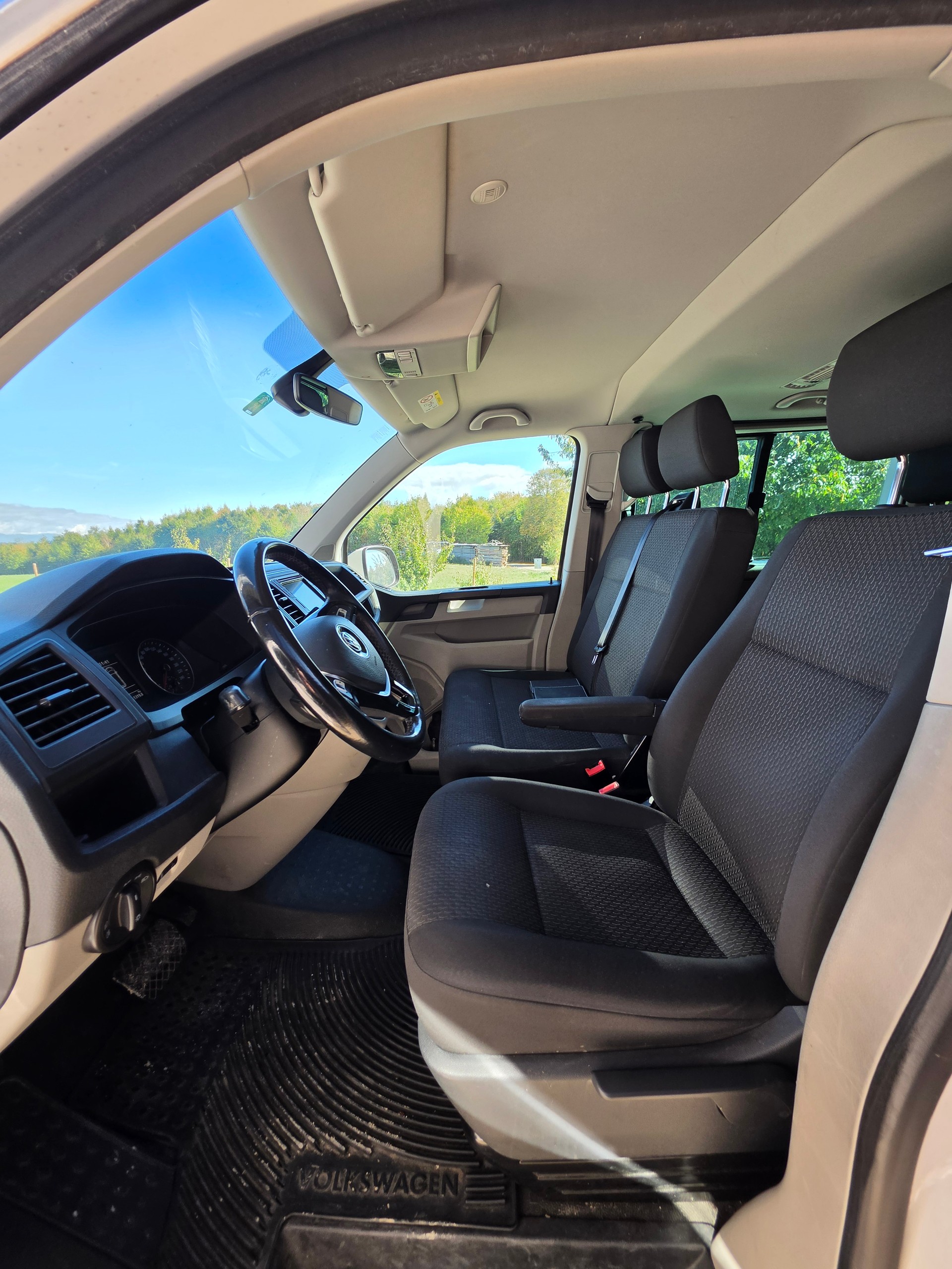 VW T6.1 Caravelle 2.0 TDI DSG-image-8