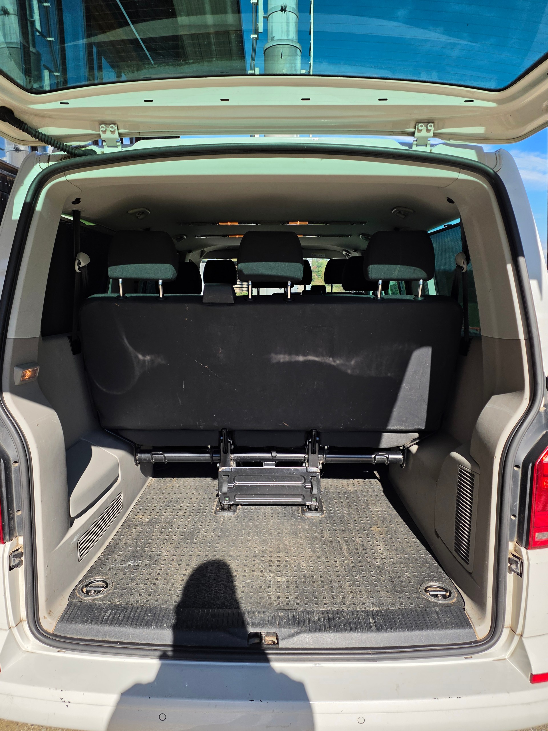 VW T6.1 Caravelle 2.0 TDI DSG-image-13