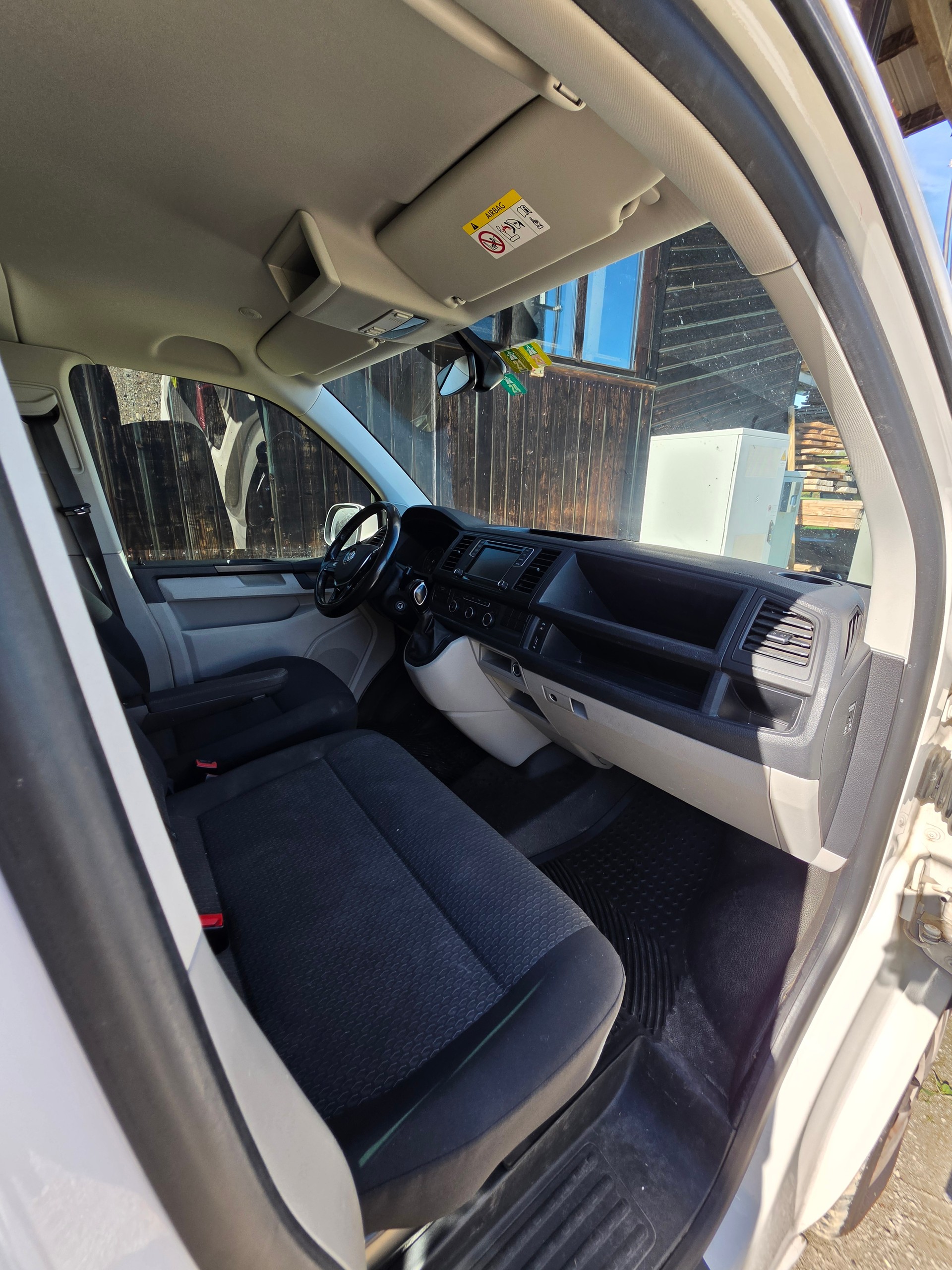 VW T6.1 Caravelle 2.0 TDI DSG-image-9