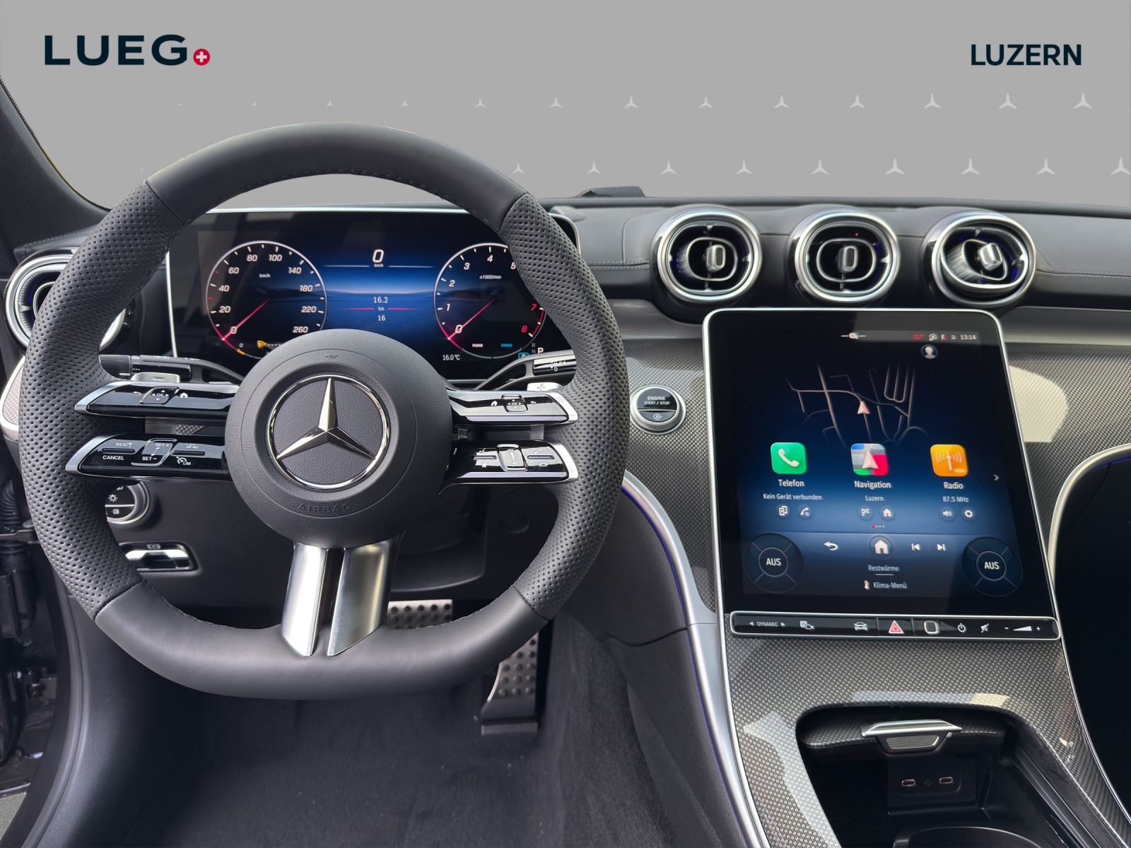 MERCEDES-BENZ C 300 4 Matic-image-10