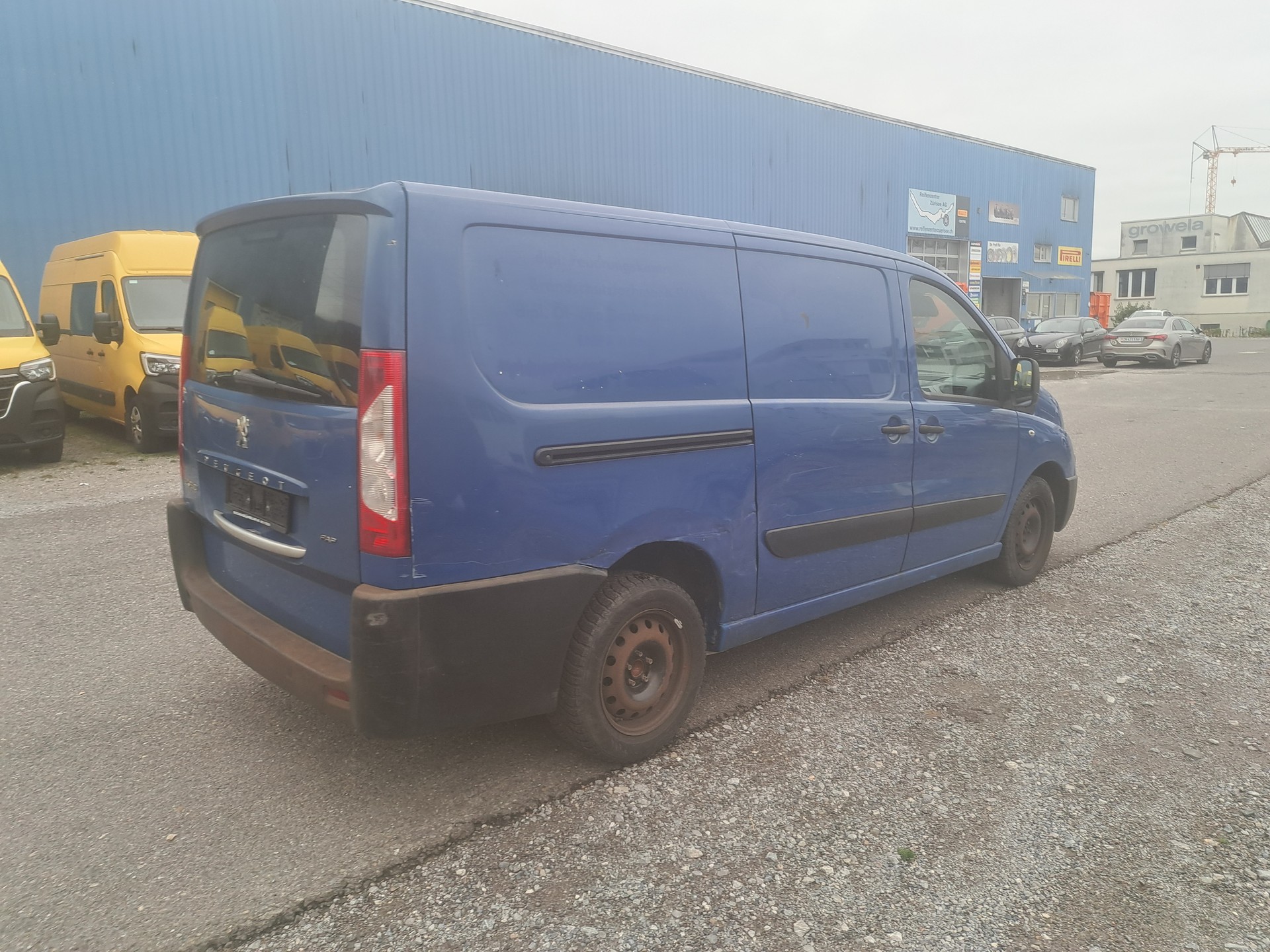 PEUGEOT Expert 2.0 HDi 229 L2H1-image-5
