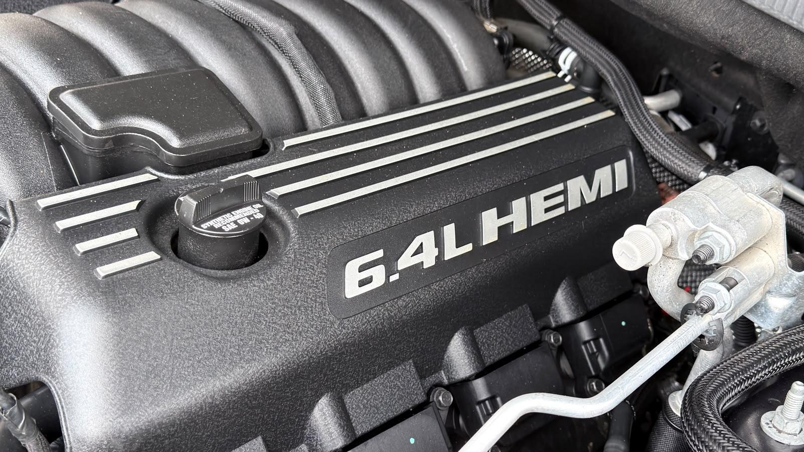 JEEP GRAND CHEROKEE SRT8 6.4-V8-image-6