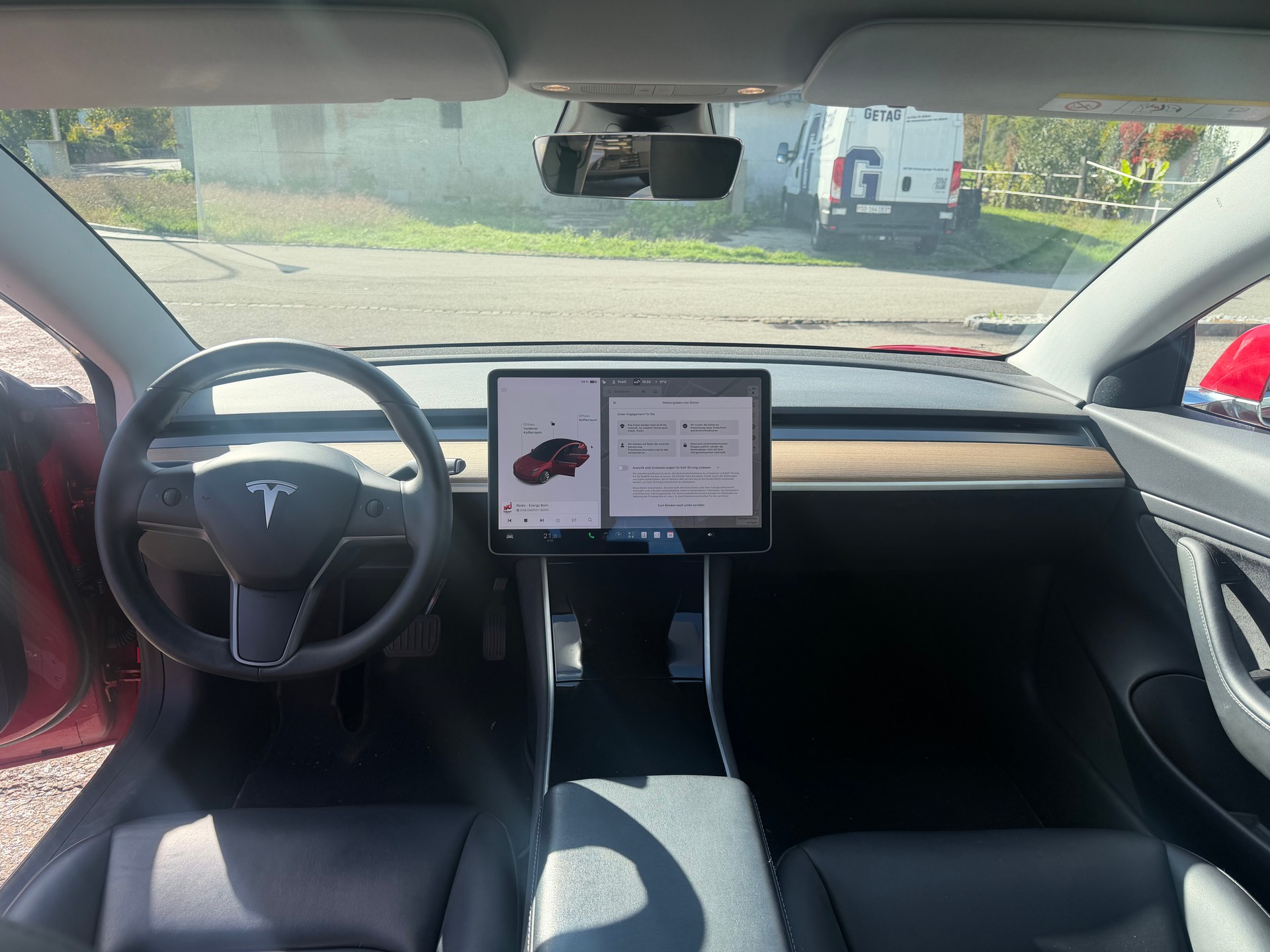 TESLA Model 3 Long Range Dual Motor AWD-image-15