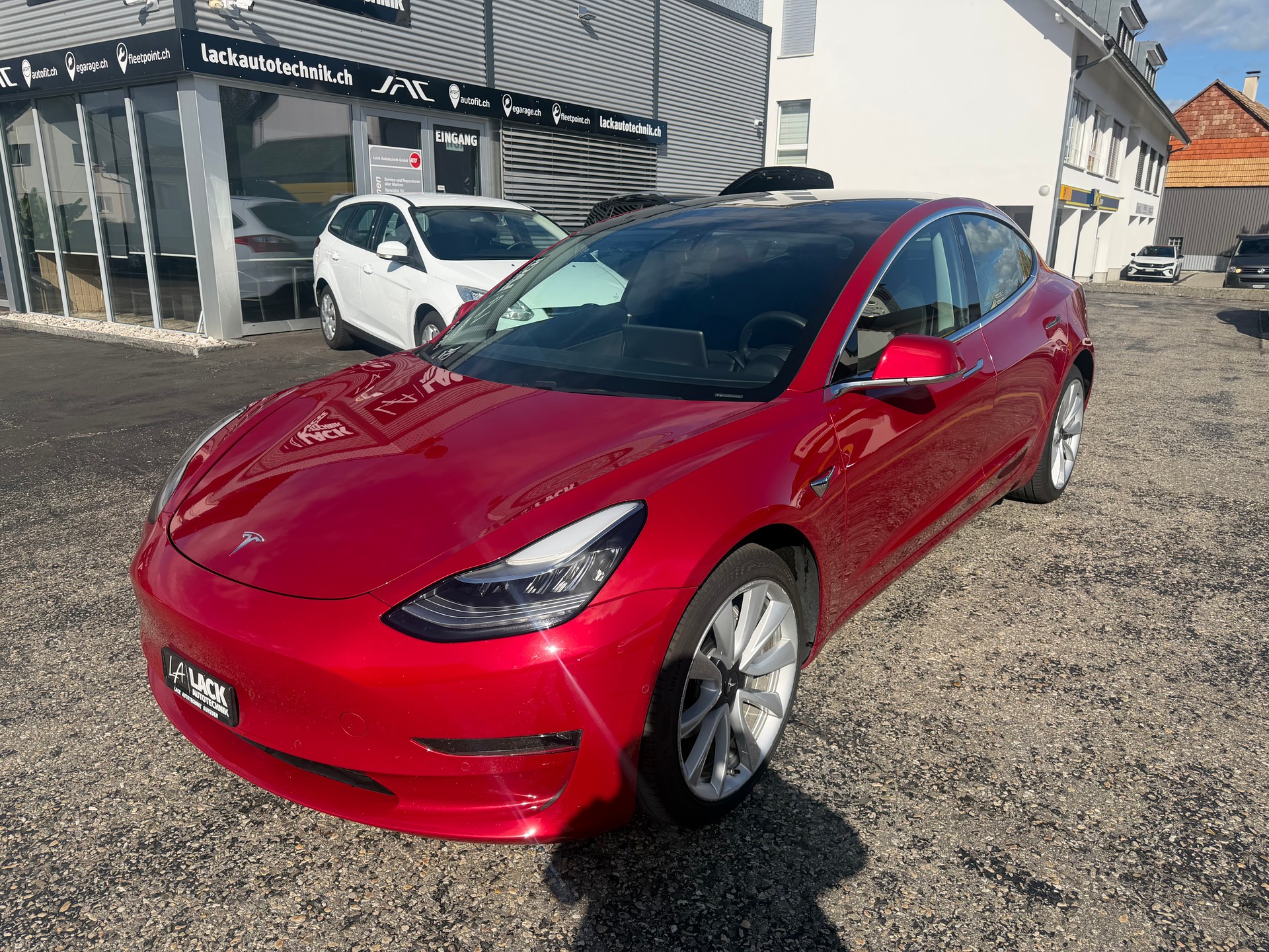 TESLA Model 3 Long Range Dual Motor AWD-image-2