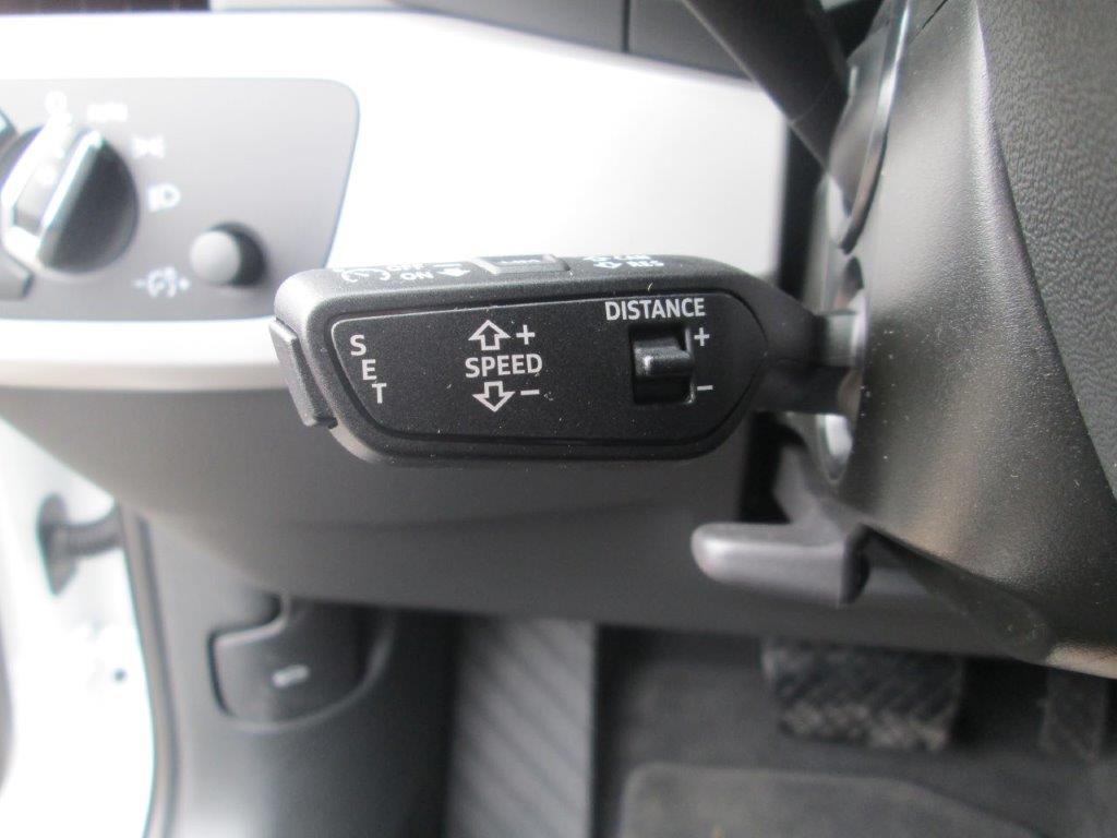 AUDI A4 Avant 35 TDI advanced S-tronic-image-15